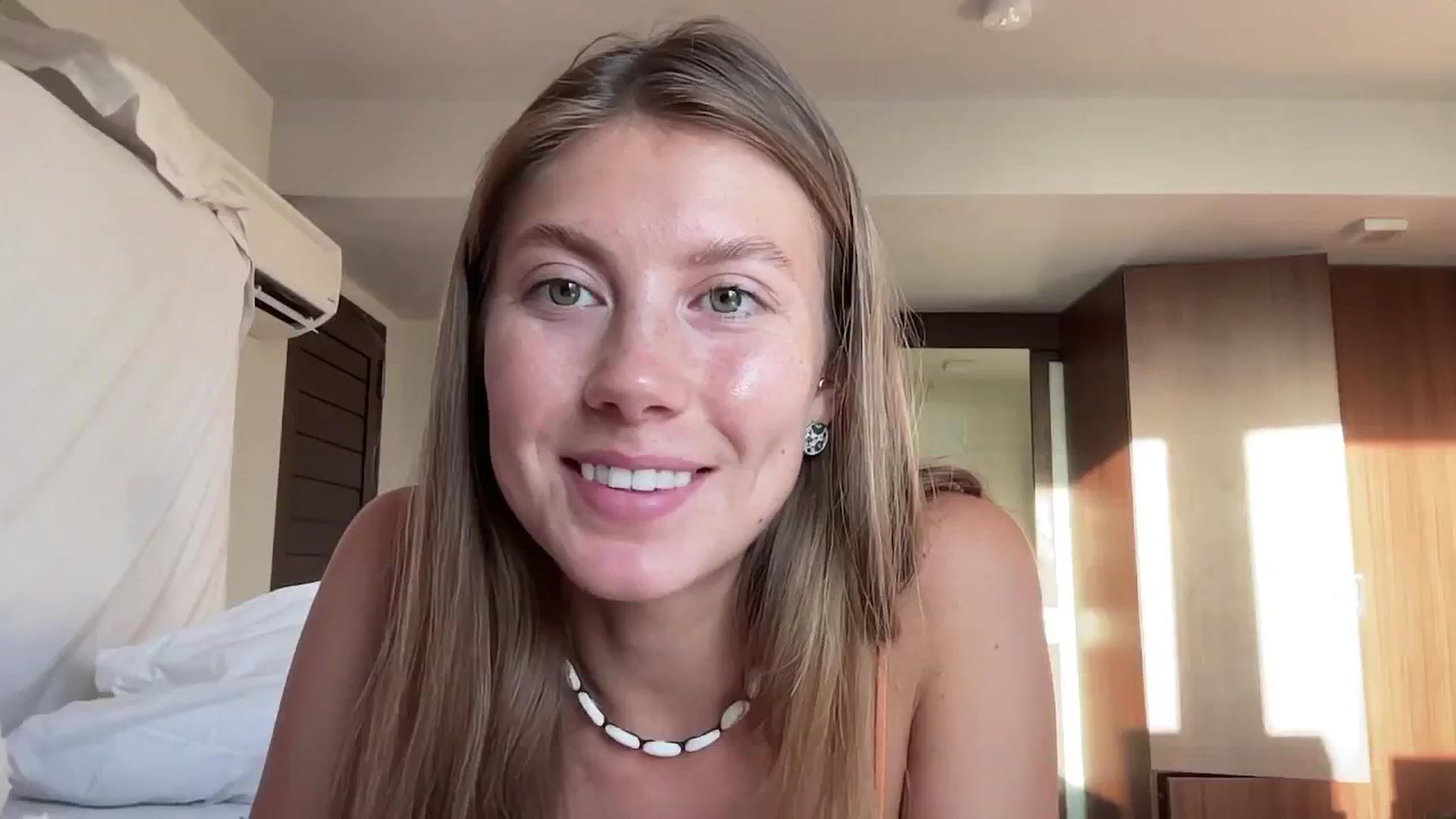Gallery image thumbnail from SurfGirls's myfreecams stream on, 08/29/2024, 23:04 image 4 of 20