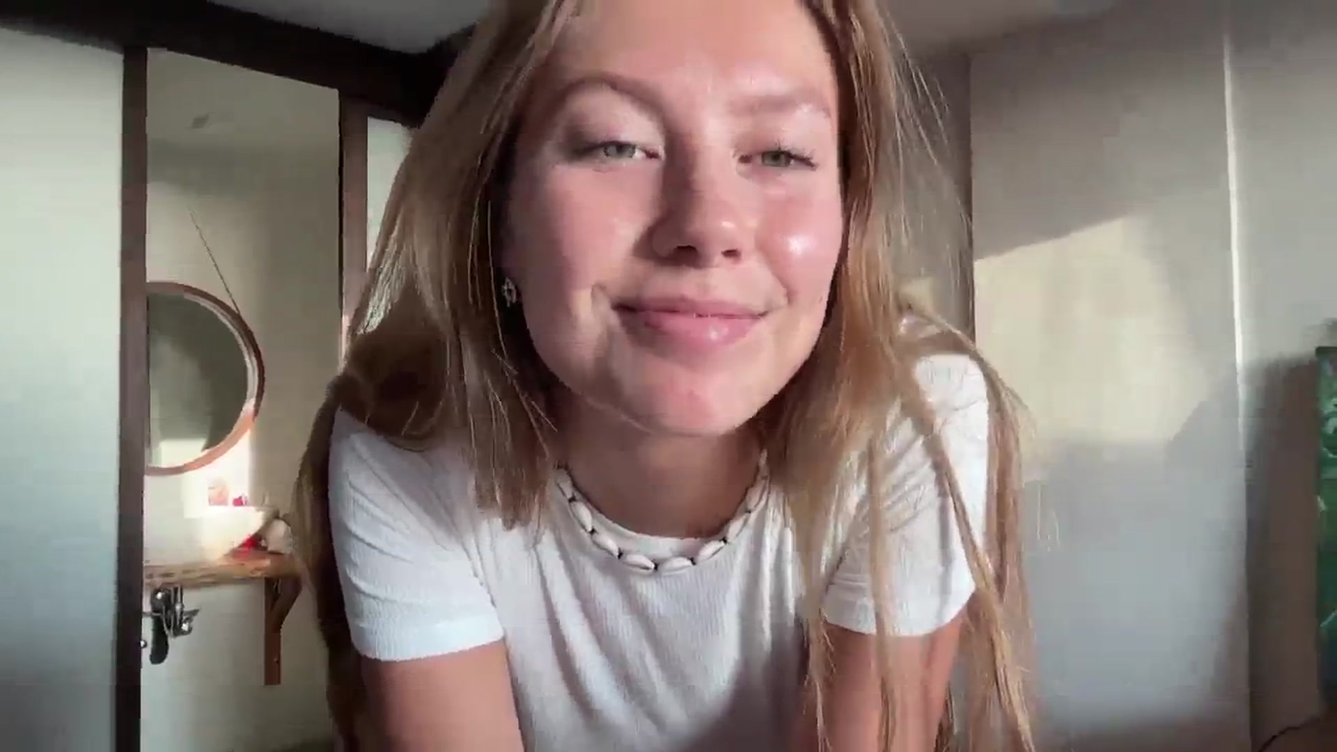 Gallery image thumbnail from SurfGirls's myfreecams stream on, 09/04/2024, 23:09 image 4 of 20