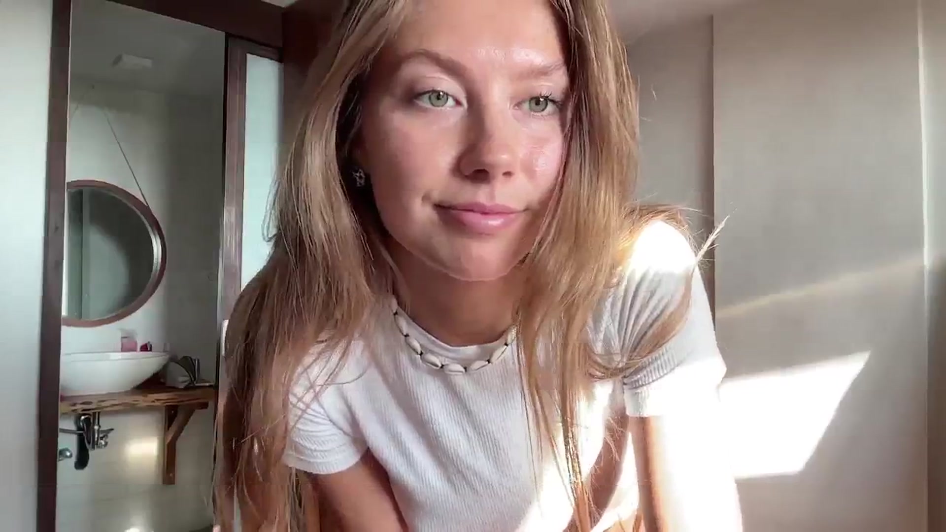 Gallery image thumbnail from SurfGirls's myfreecams stream on, 09/04/2024, 23:40 image 2 of 20