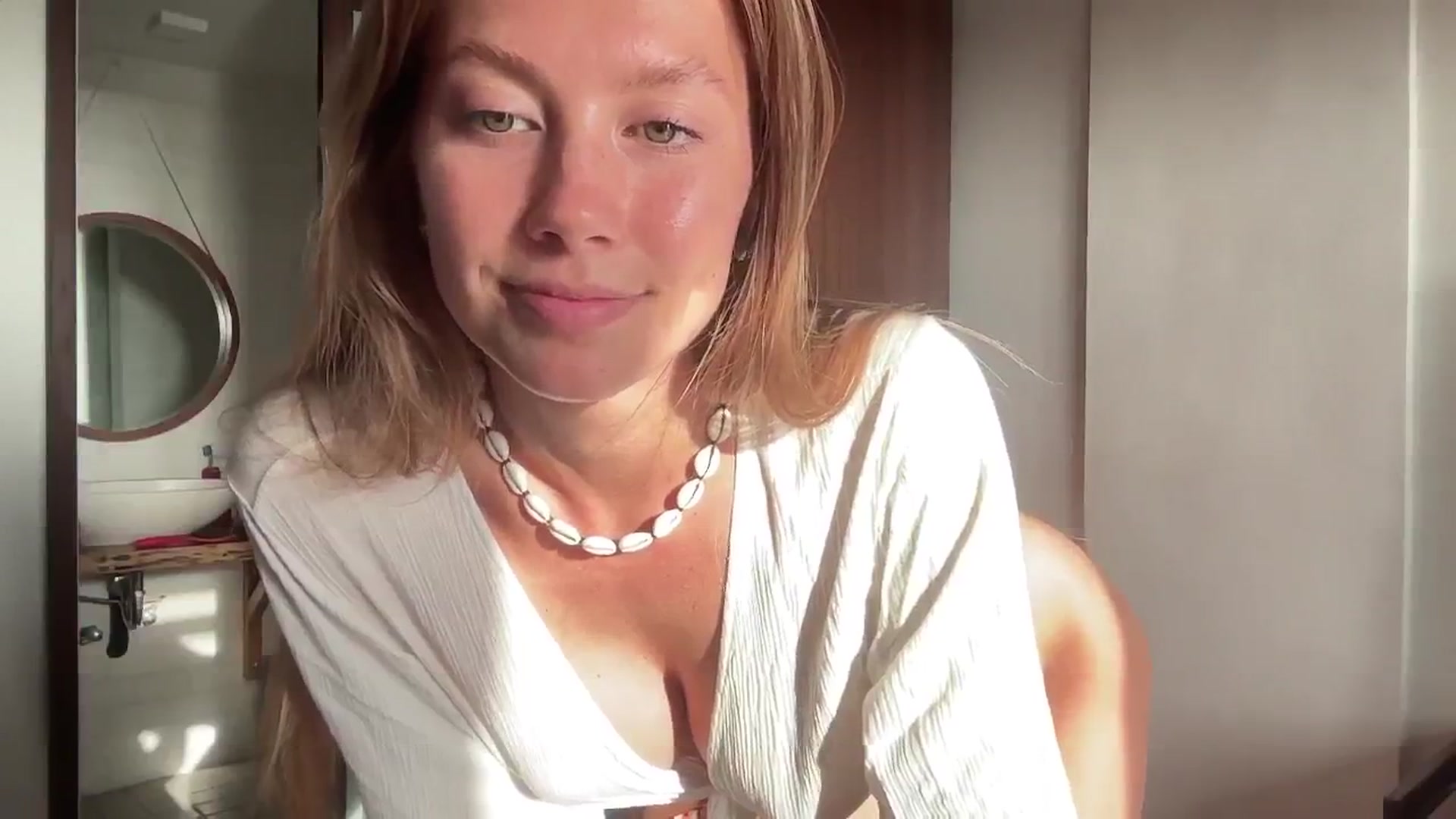 Gallery image thumbnail from SurfGirls's myfreecams stream on, 09/08/2024, 23:33 image 5 of 20