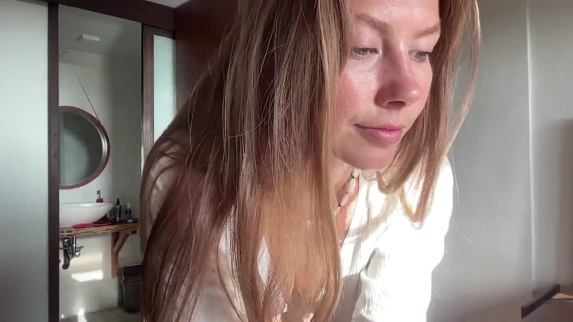 Gallery image thumbnail from SurfGirls's myfreecams stream on, 09/08/2024, 23:33 image 12 of 20