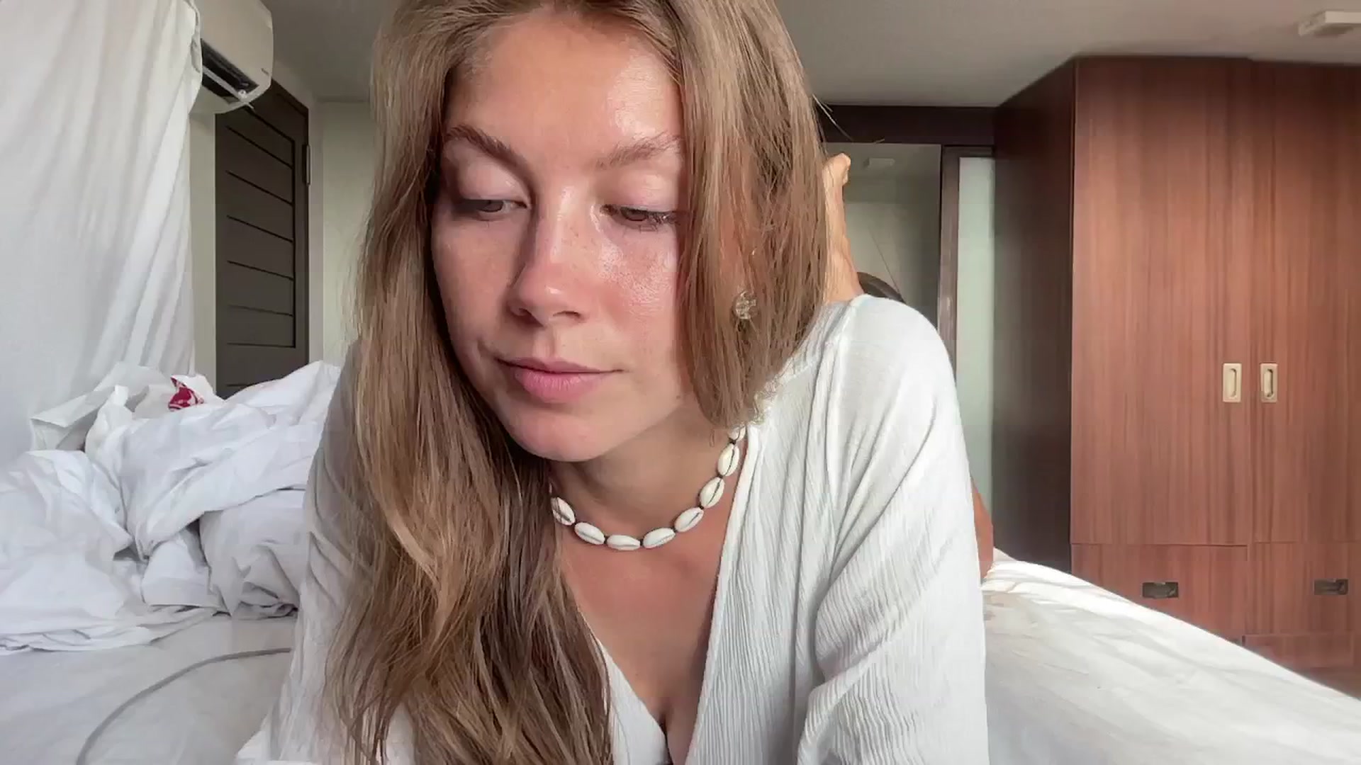 Gallery image thumbnail from SurfGirls's myfreecams stream on, 09/09/2024, 24:00 image 1 of 20