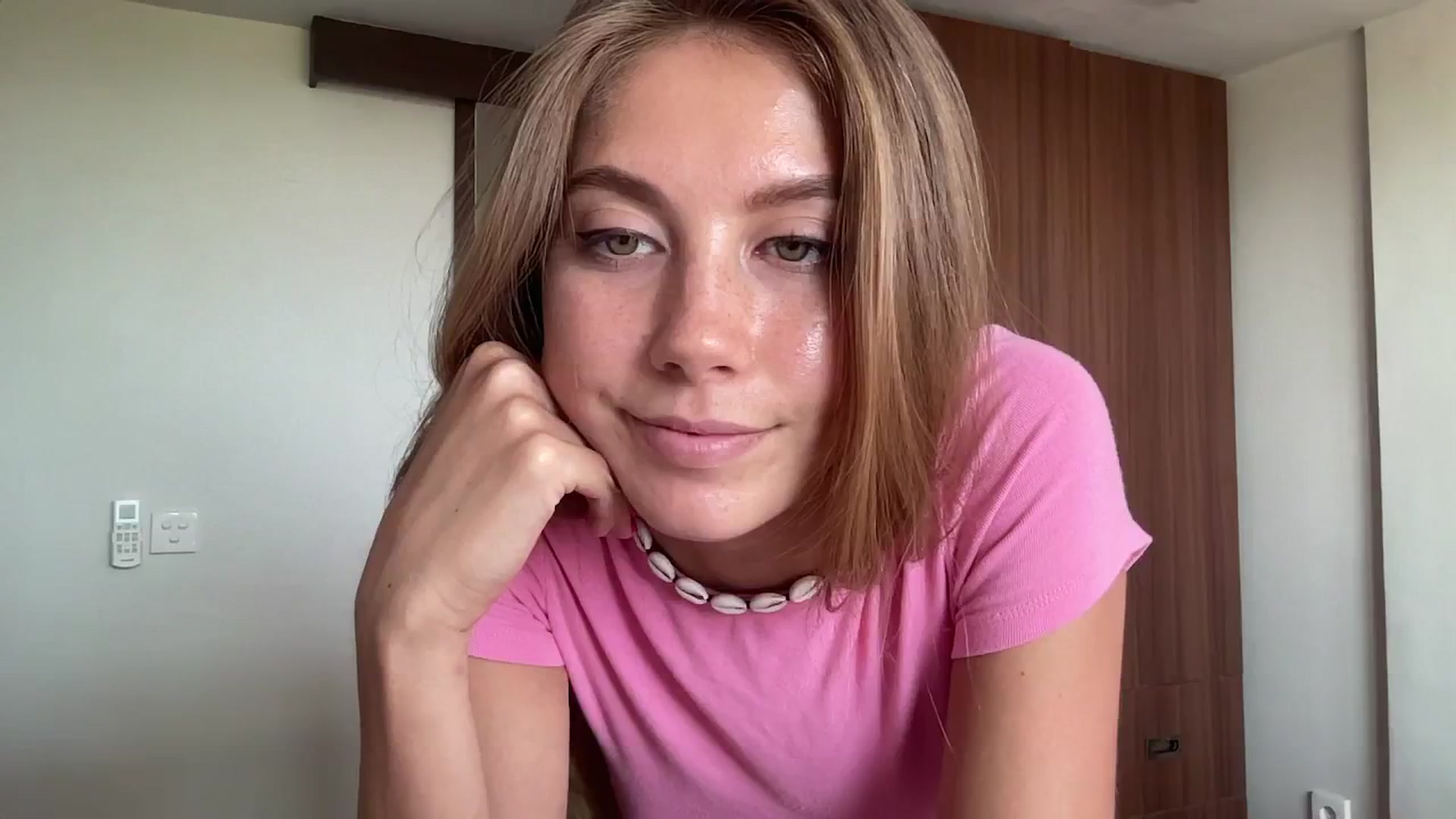Gallery image thumbnail from SurfGirls's myfreecams stream on, 09/13/2024, 02:16 image 17 of 20