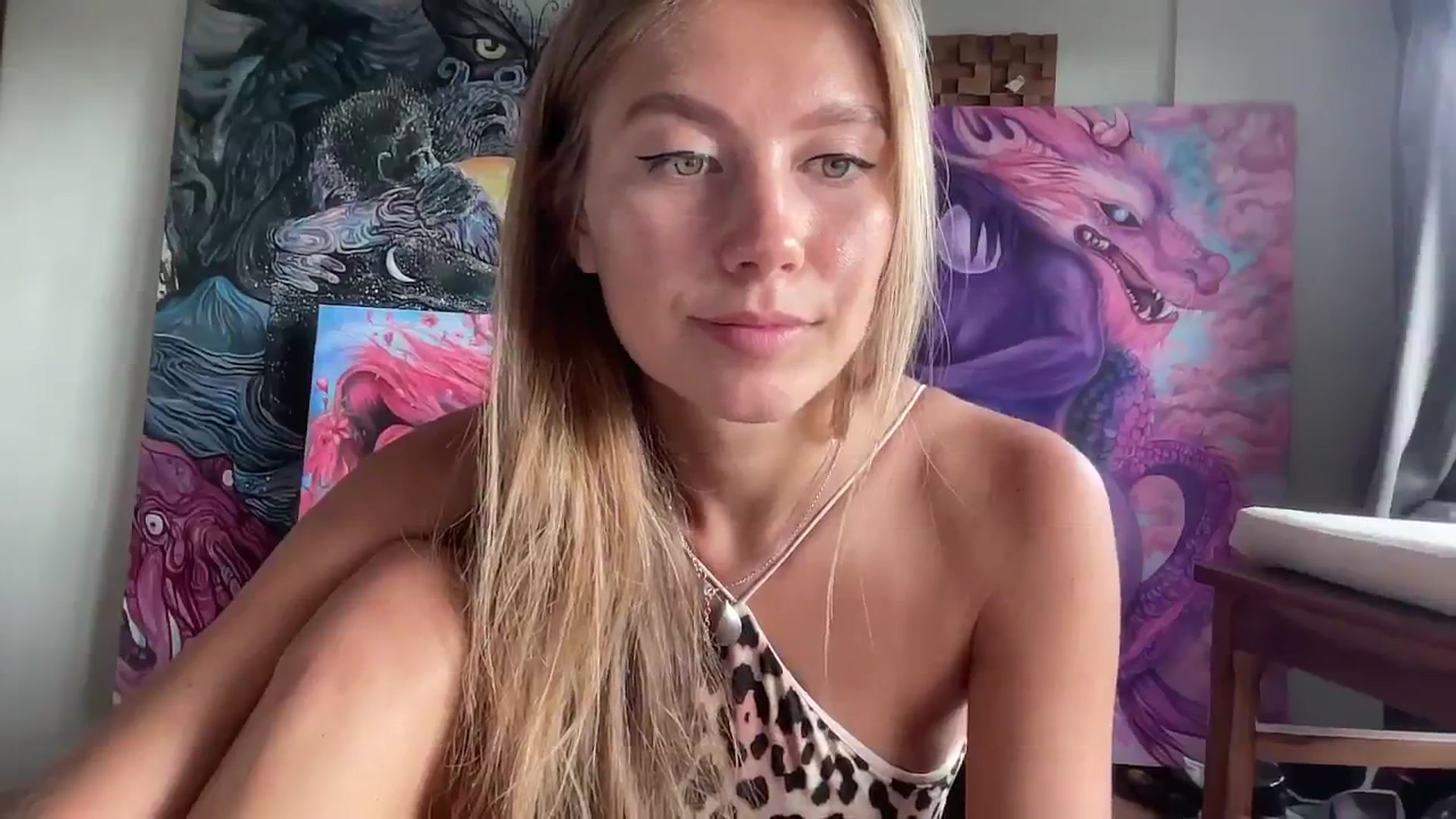 Gallery image thumbnail from SurfGirls's myfreecams stream on, 09/22/2024, 24:20 image 6 of 20