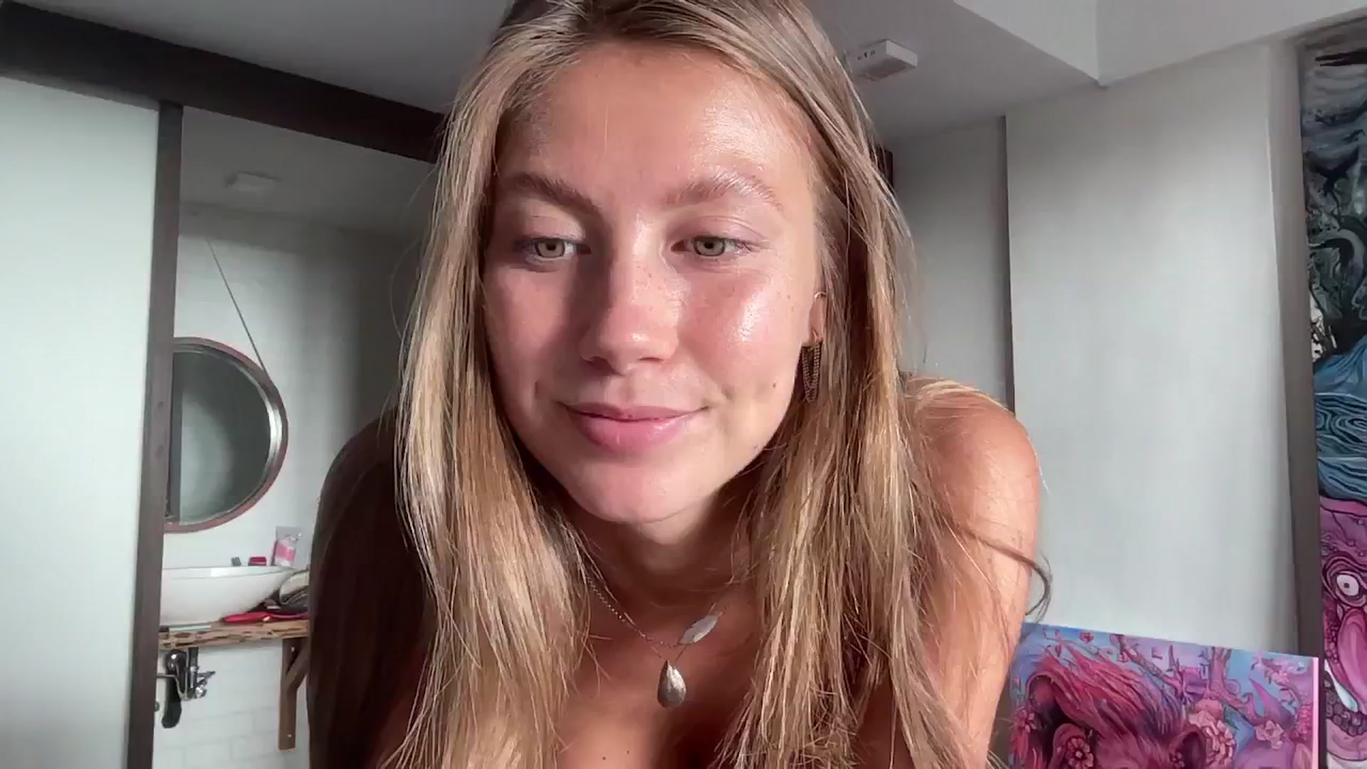 Gallery image thumbnail from SurfGirls's myfreecams stream on, 09/25/2024, 24:00 image 4 of 20