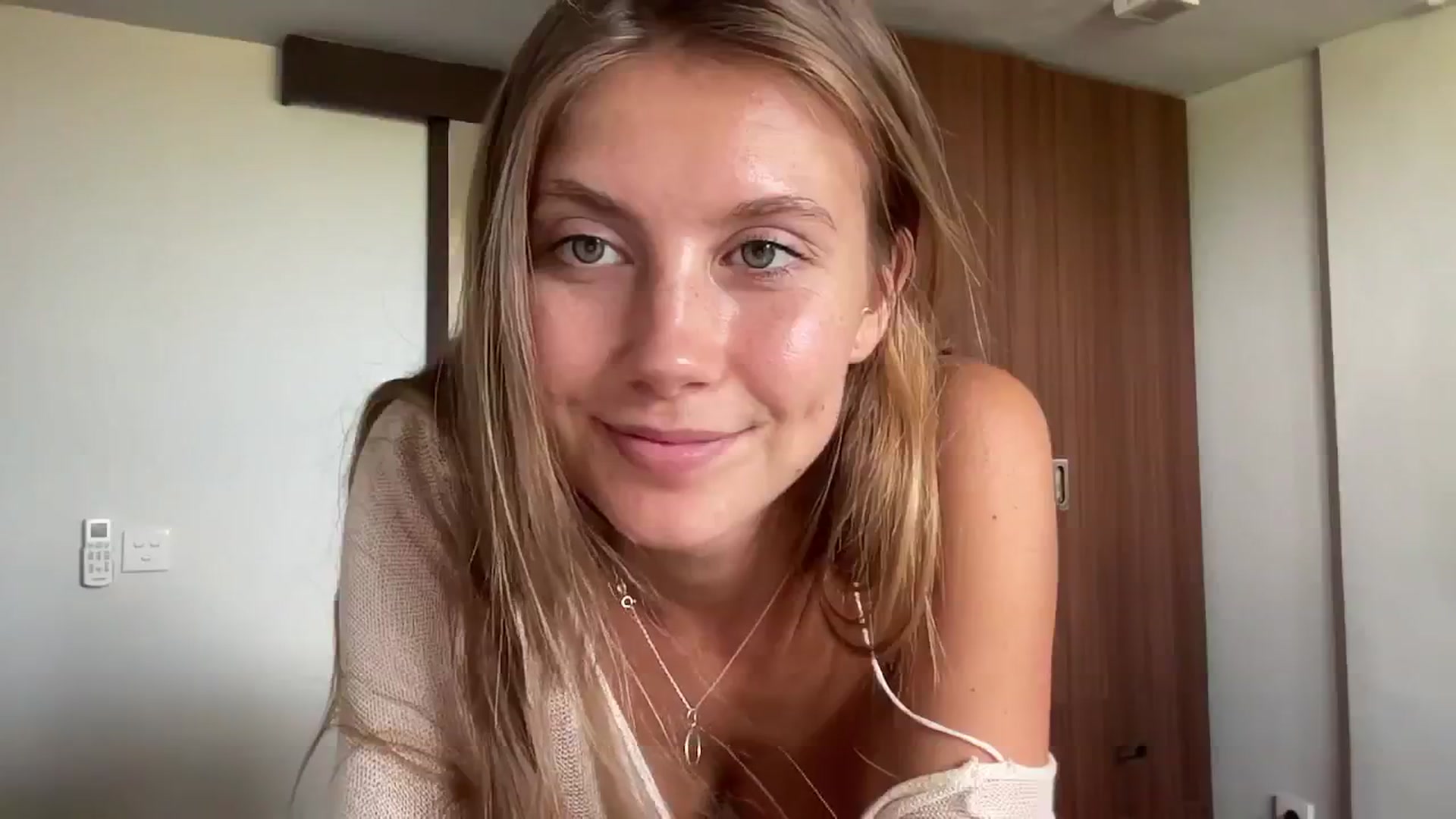 Gallery image thumbnail from SurfGirls's myfreecams stream on, 10/11/2024, 05:14 image 18 of 20