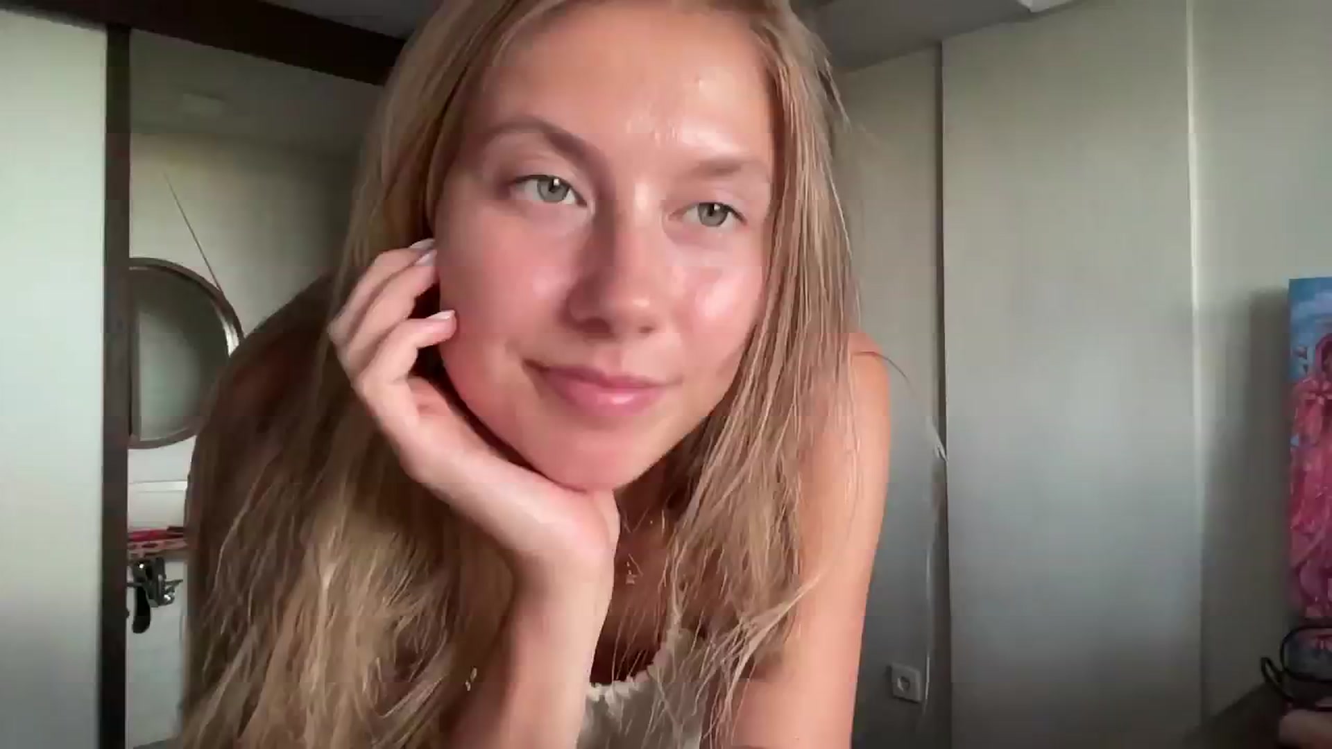 Gallery image thumbnail from SurfGirls's myfreecams stream on, 10/28/2024, 09:35 image 15 of 20