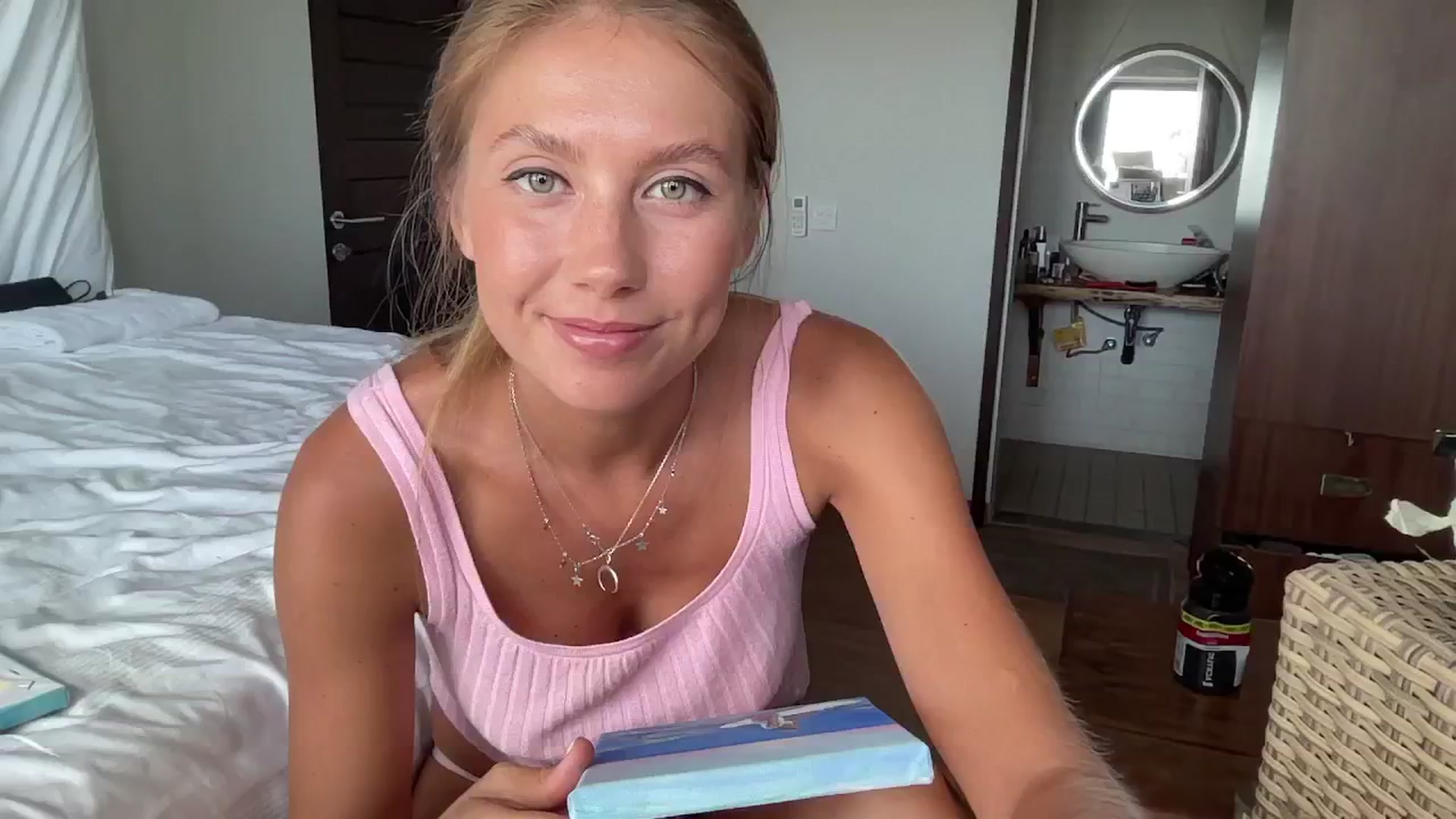 Gallery image thumbnail from SurfGirls's myfreecams stream on, 11/02/2024, 03:32 image 4 of 20