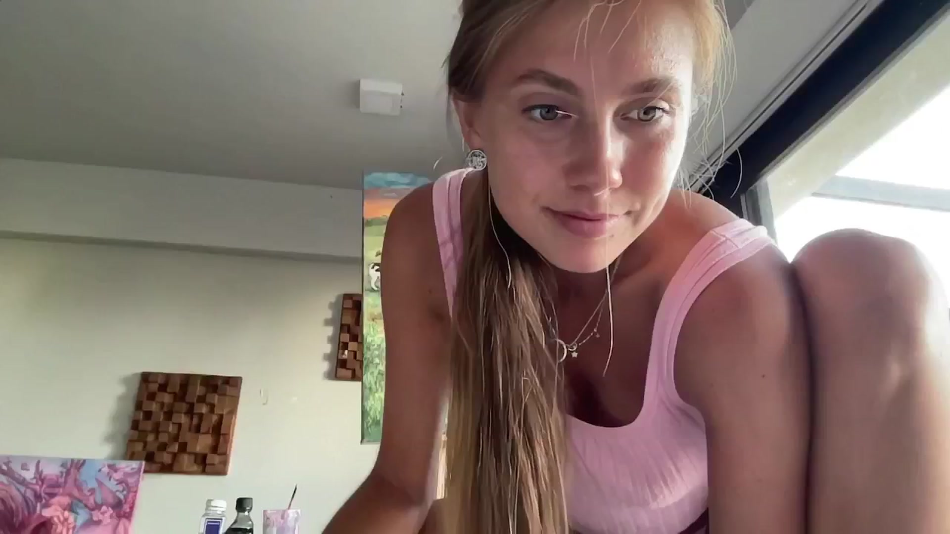 Gallery image thumbnail from SurfGirls's myfreecams stream on, 11/04/2024, 09:14 image 17 of 20