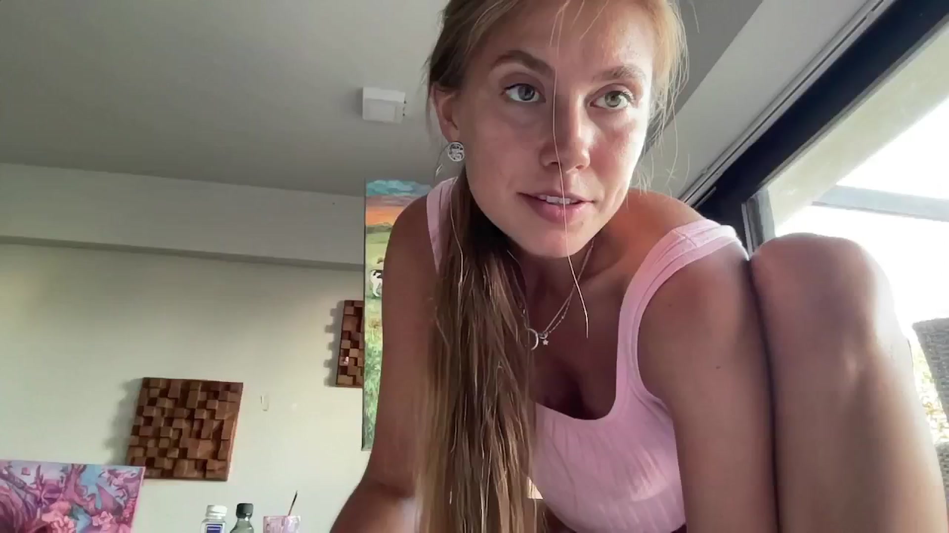 Gallery image thumbnail from SurfGirls's myfreecams stream on, 11/04/2024, 09:14 image 16 of 20