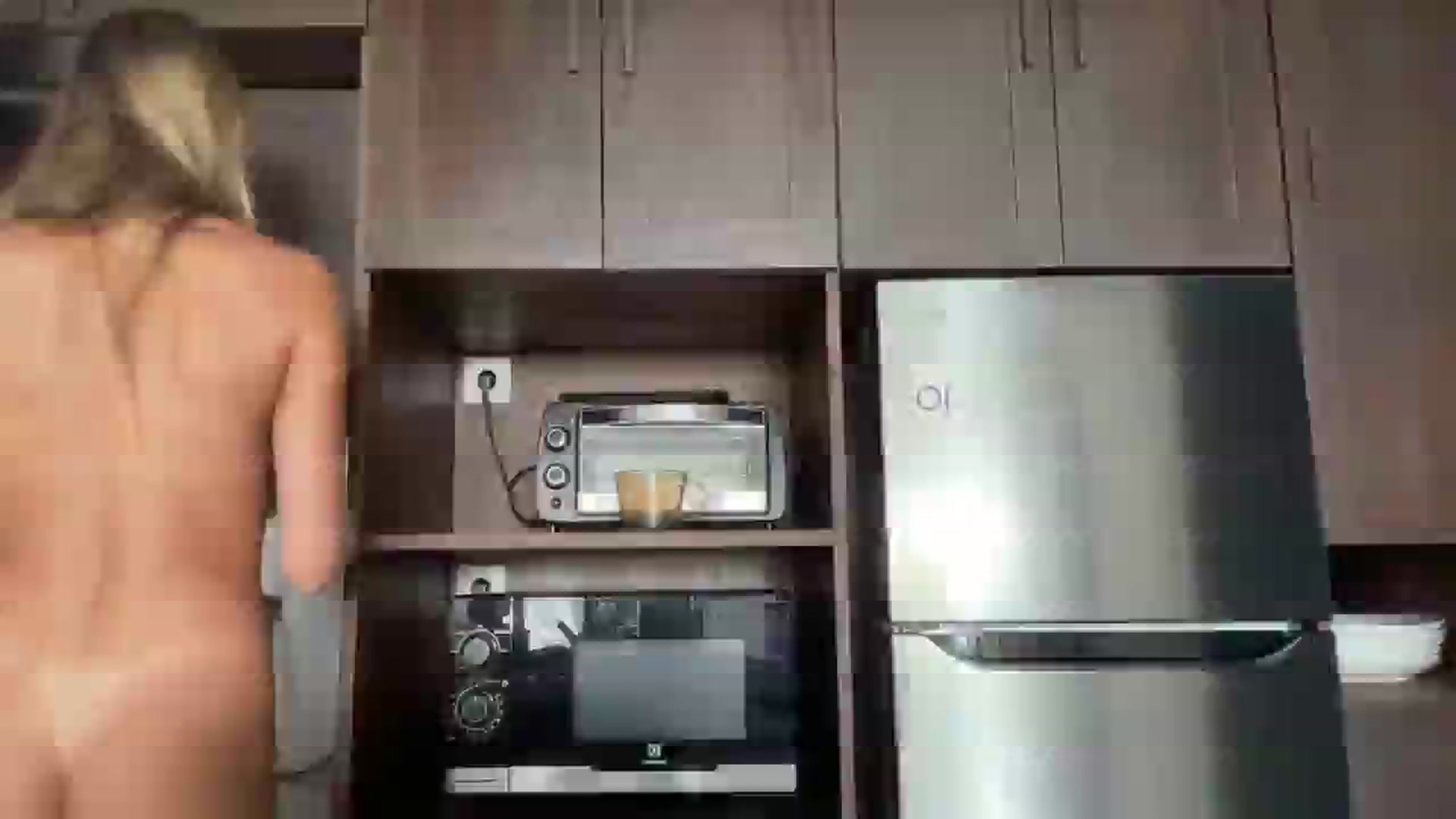 Gallery image thumbnail from SurfGirls's myfreecams stream on, 11/16/2024, 04:34 image 8 of 20