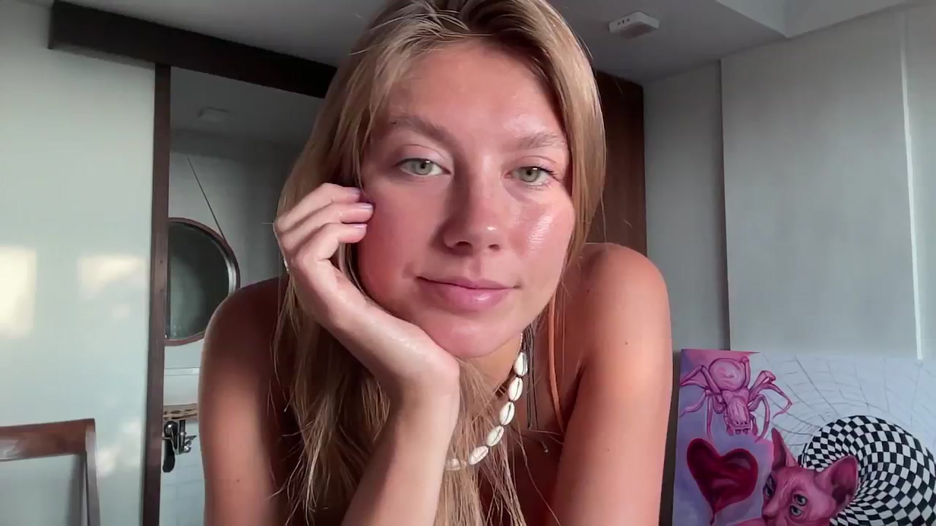 Gallery image thumbnail from SurfGirls's myfreecams stream on, 11/18/2024, 23:13 image 5 of 20