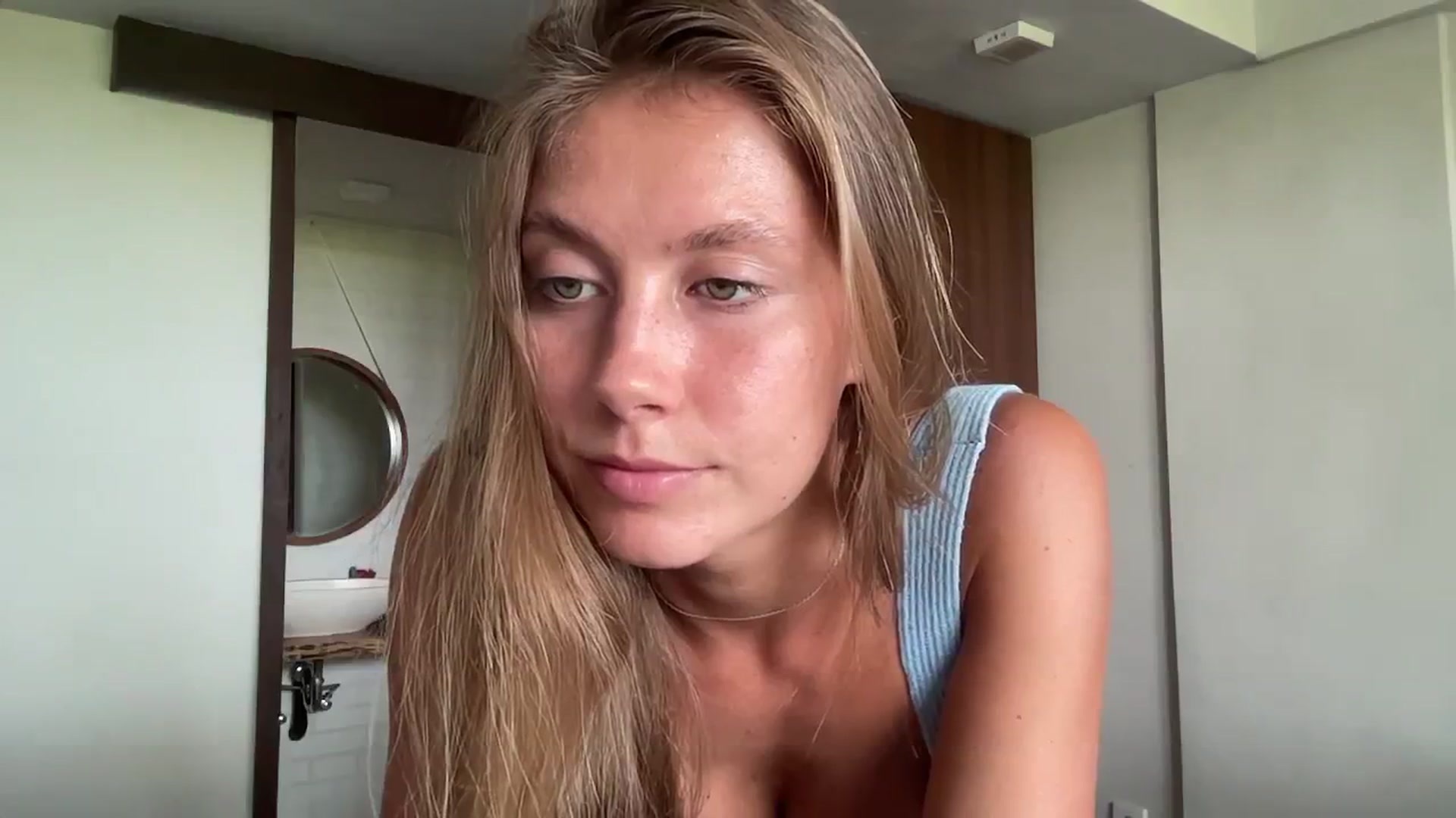 Gallery image thumbnail from SurfGirls's myfreecams stream on, 11/21/2024, 07:52 image 20 of 20