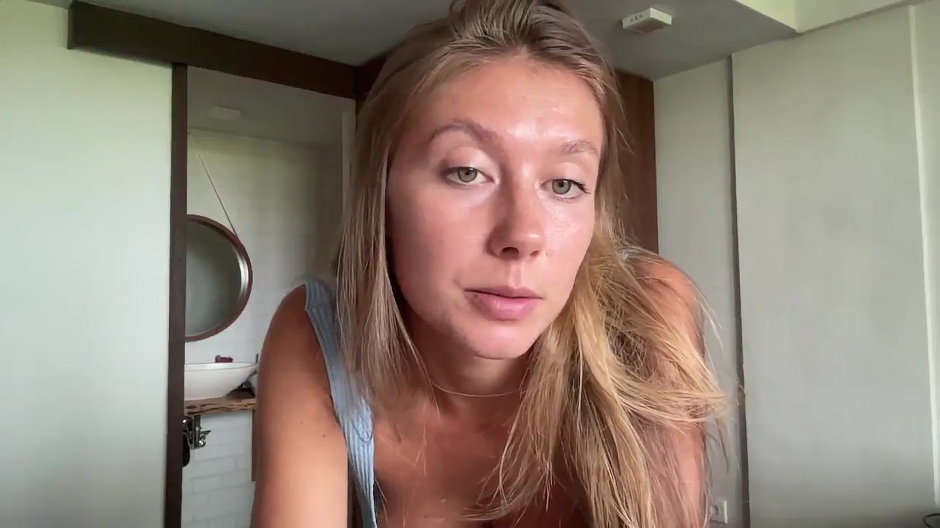 Gallery image thumbnail from SurfGirls's myfreecams stream on, 11/21/2024, 07:52 image 6 of 20