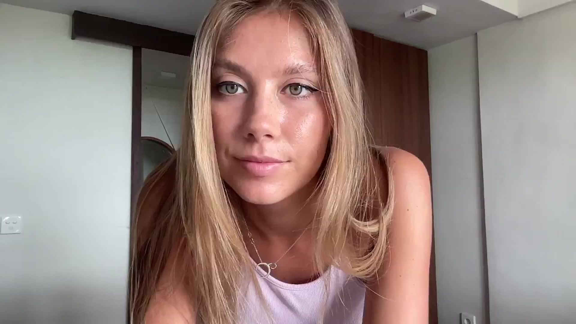 Gallery image thumbnail from SurfGirls's myfreecams stream on, 11/22/2024, 02:37 image 1 of 20