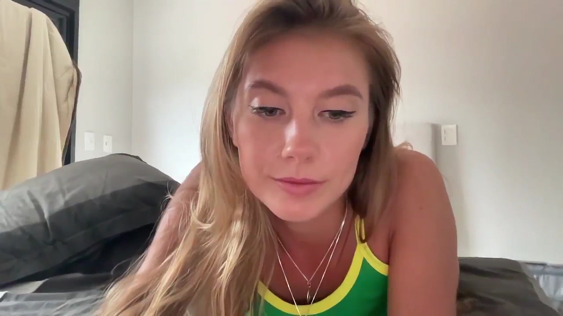 Gallery image thumbnail from SurfGirls's myfreecams stream on, 01/06/2025, 19:15 image 8 of 20