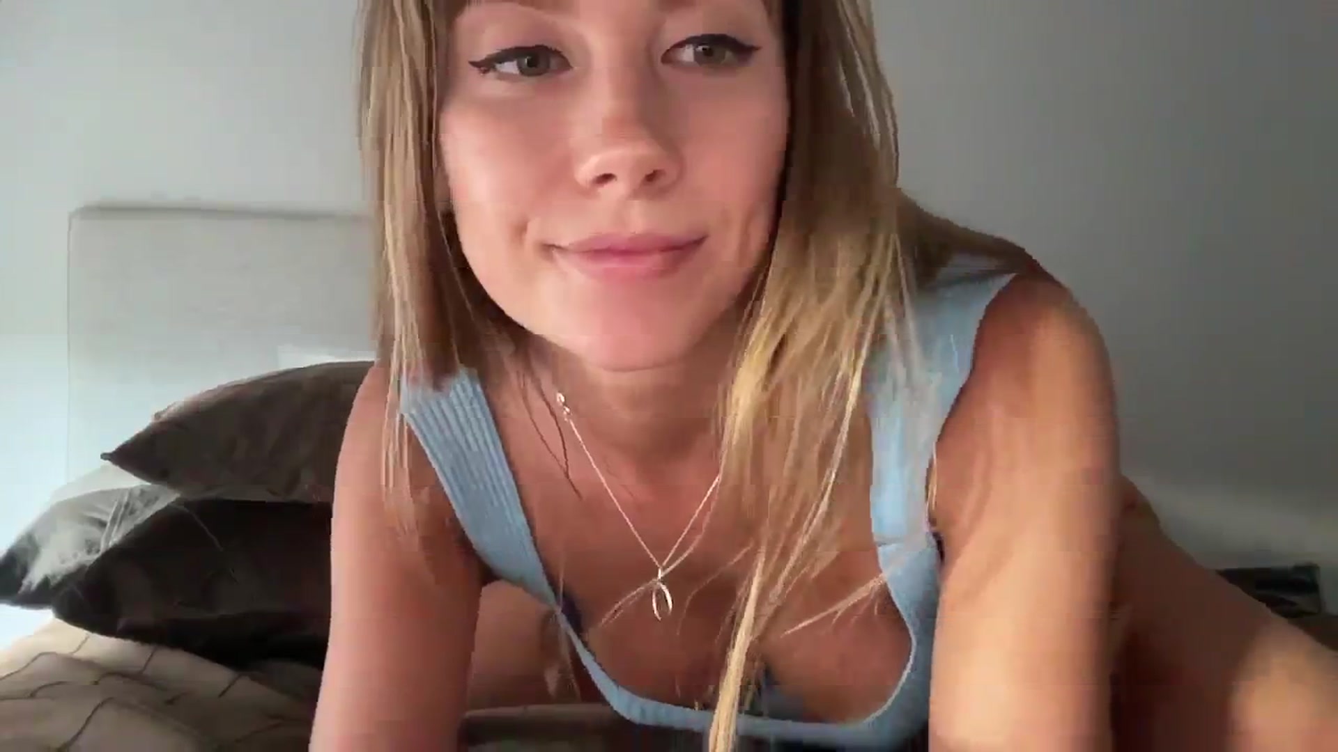 Gallery image thumbnail from SurfGirls's myfreecams stream on, 01/08/2025, 21:52 image 12 of 20
