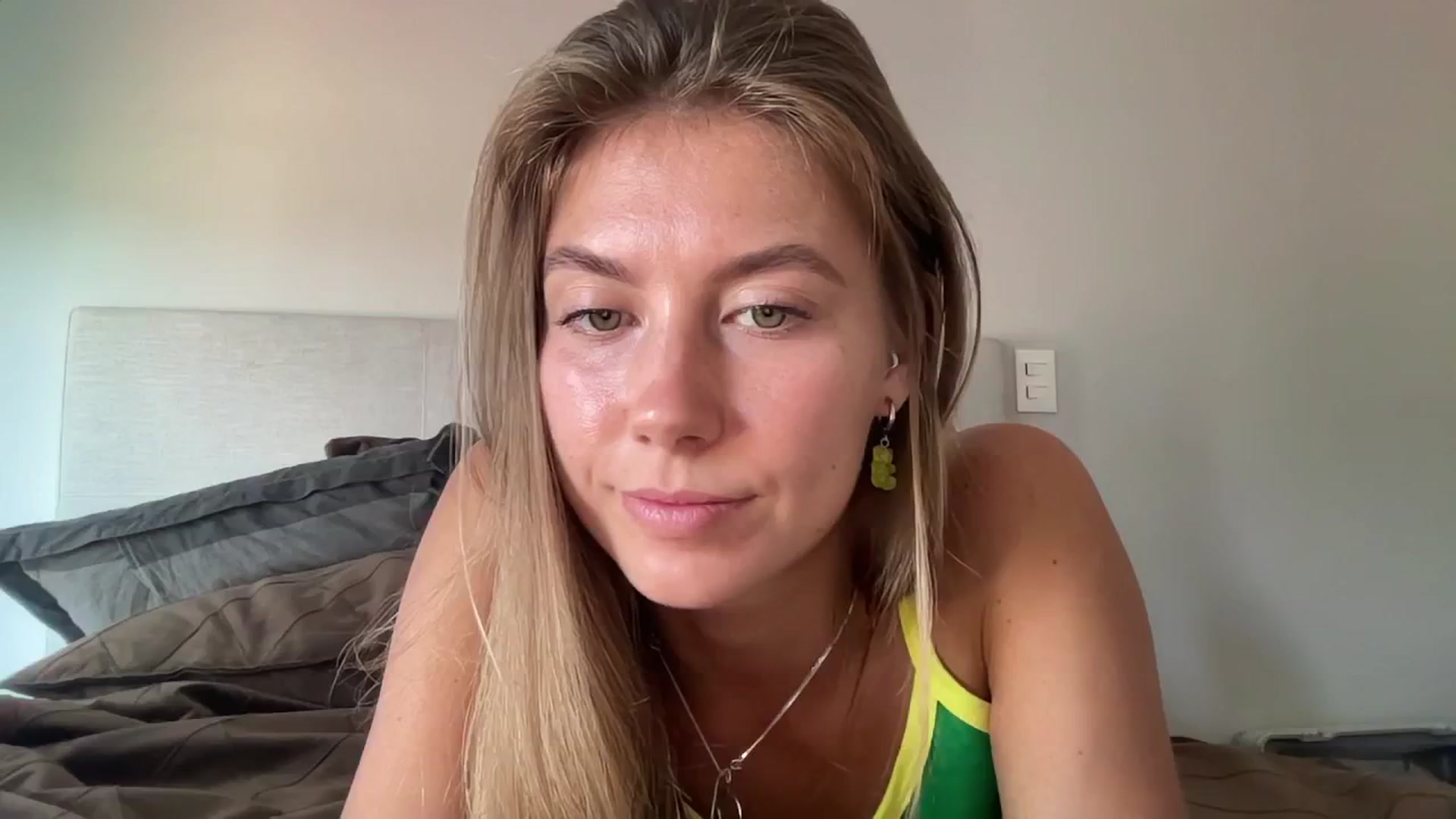 Gallery image thumbnail from SurfGirls's myfreecams stream on, 01/12/2025, 12:21 image 1 of 20