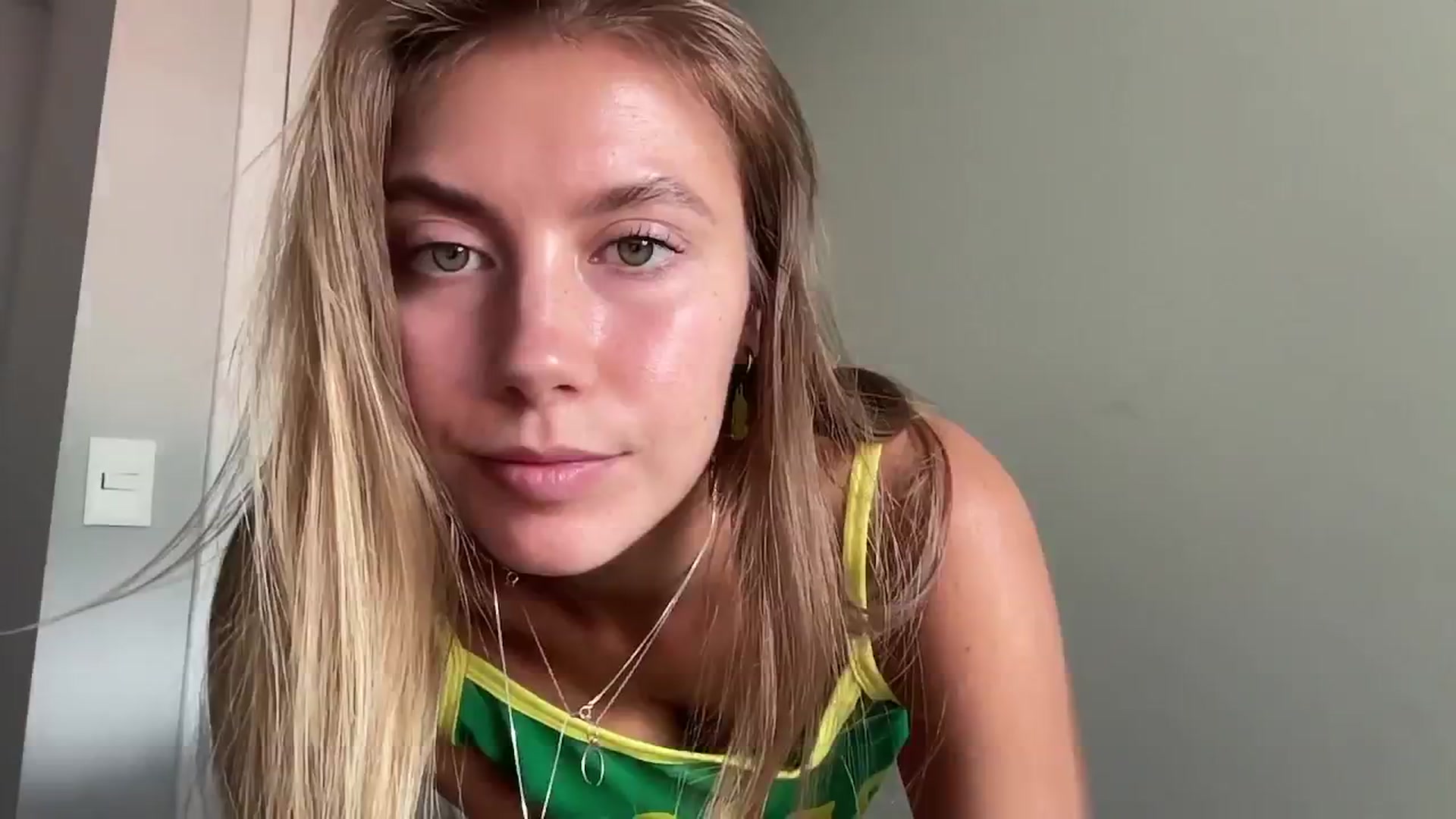 Gallery image thumbnail from SurfGirls's myfreecams stream on, 01/12/2025, 12:21 image 19 of 20