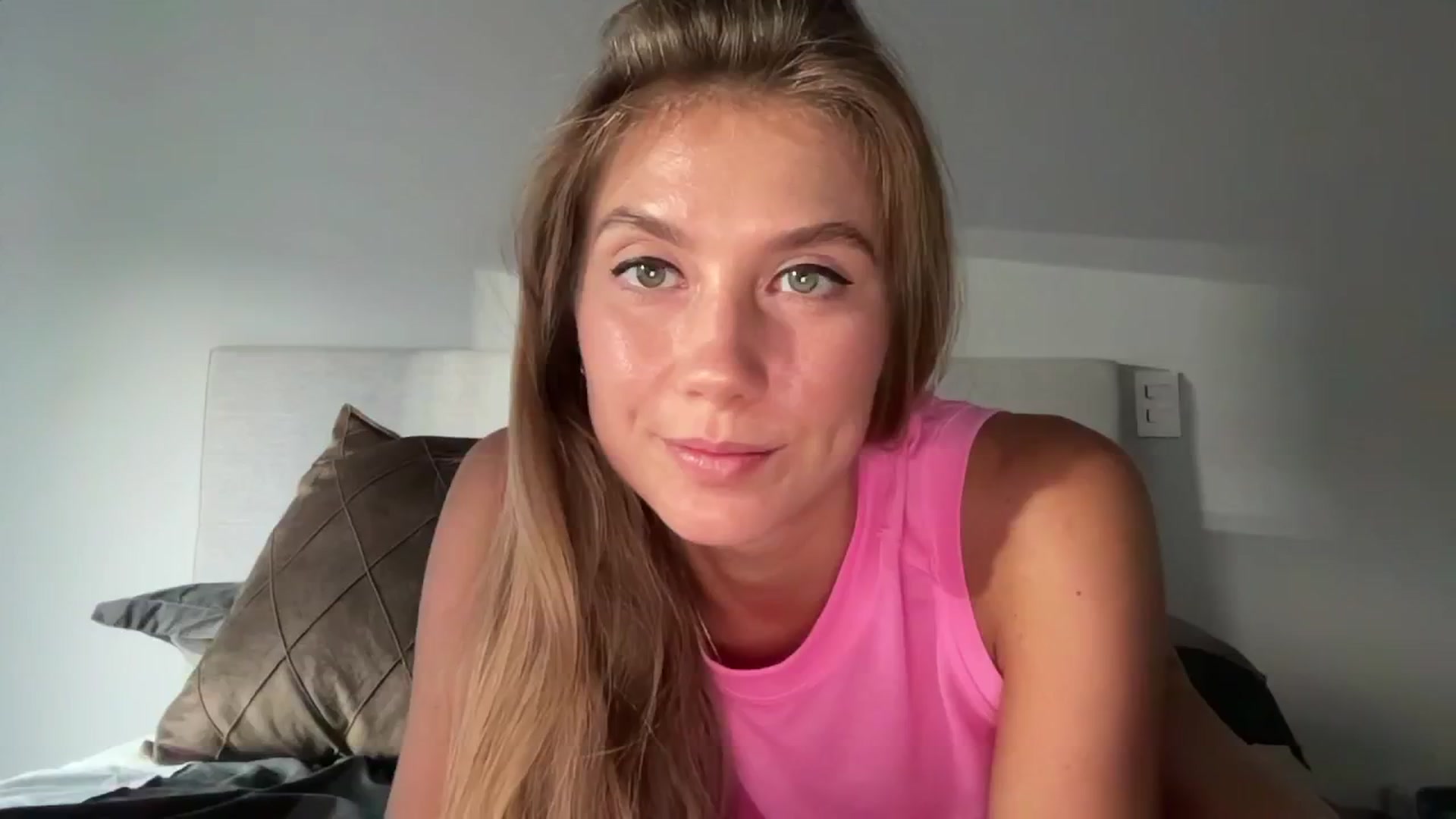 Gallery image thumbnail from SurfGirls's myfreecams stream on, 01/13/2025, 22:16 image 1 of 20