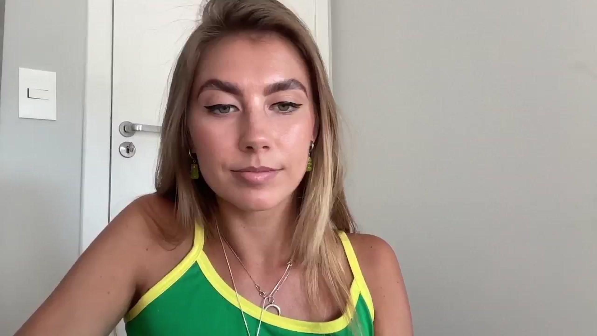 Gallery image thumbnail from SurfGirls's myfreecams stream on, 01/14/2025, 19:10 image 17 of 20