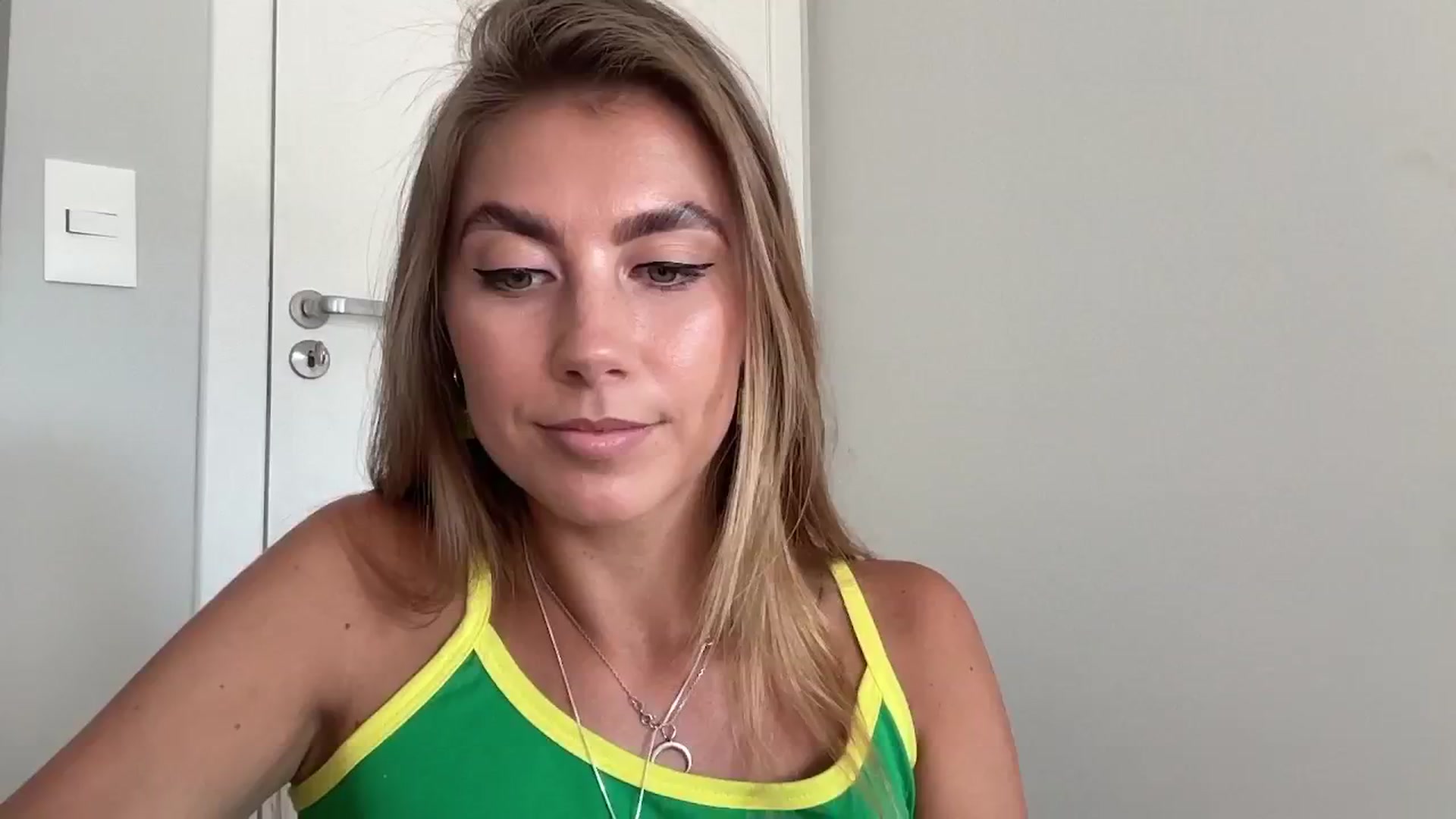 Gallery image thumbnail from SurfGirls's myfreecams stream on, 01/14/2025, 19:10 image 18 of 20
