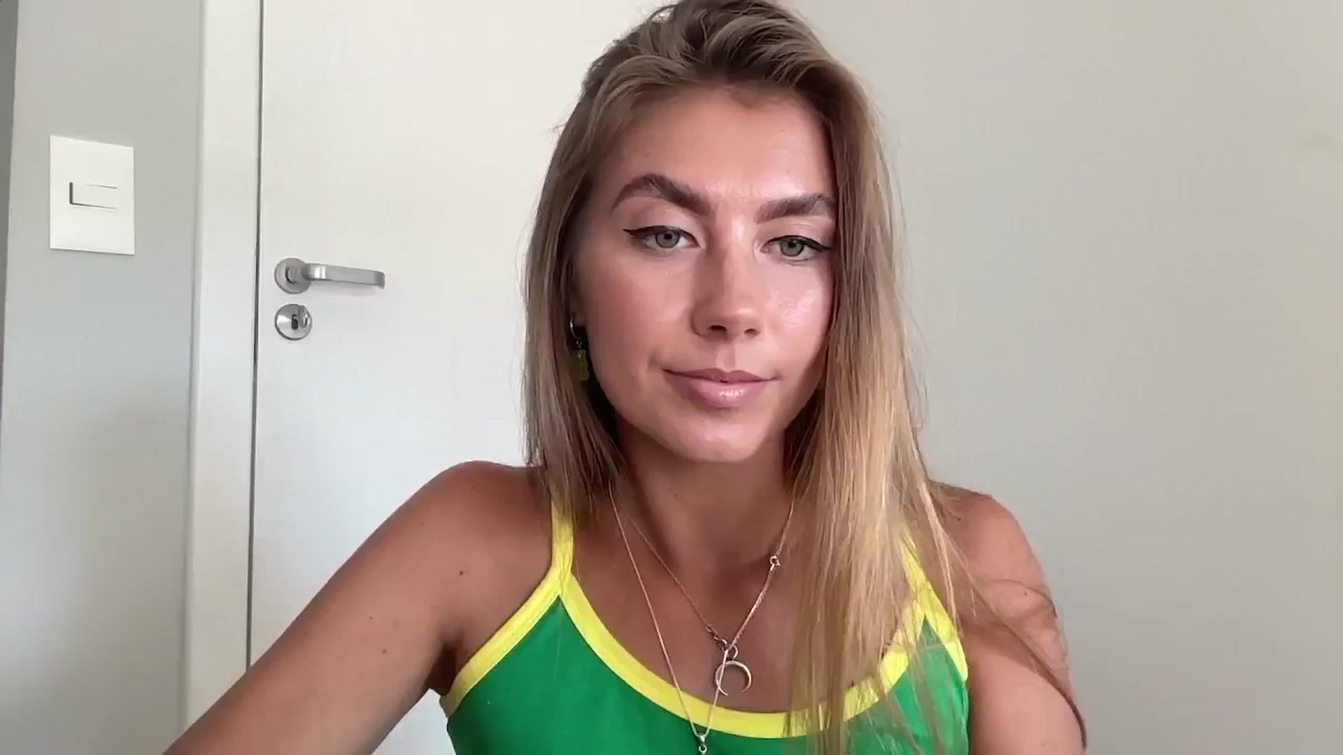 Gallery image thumbnail from SurfGirls's myfreecams stream on, 01/14/2025, 19:10 image 9 of 20