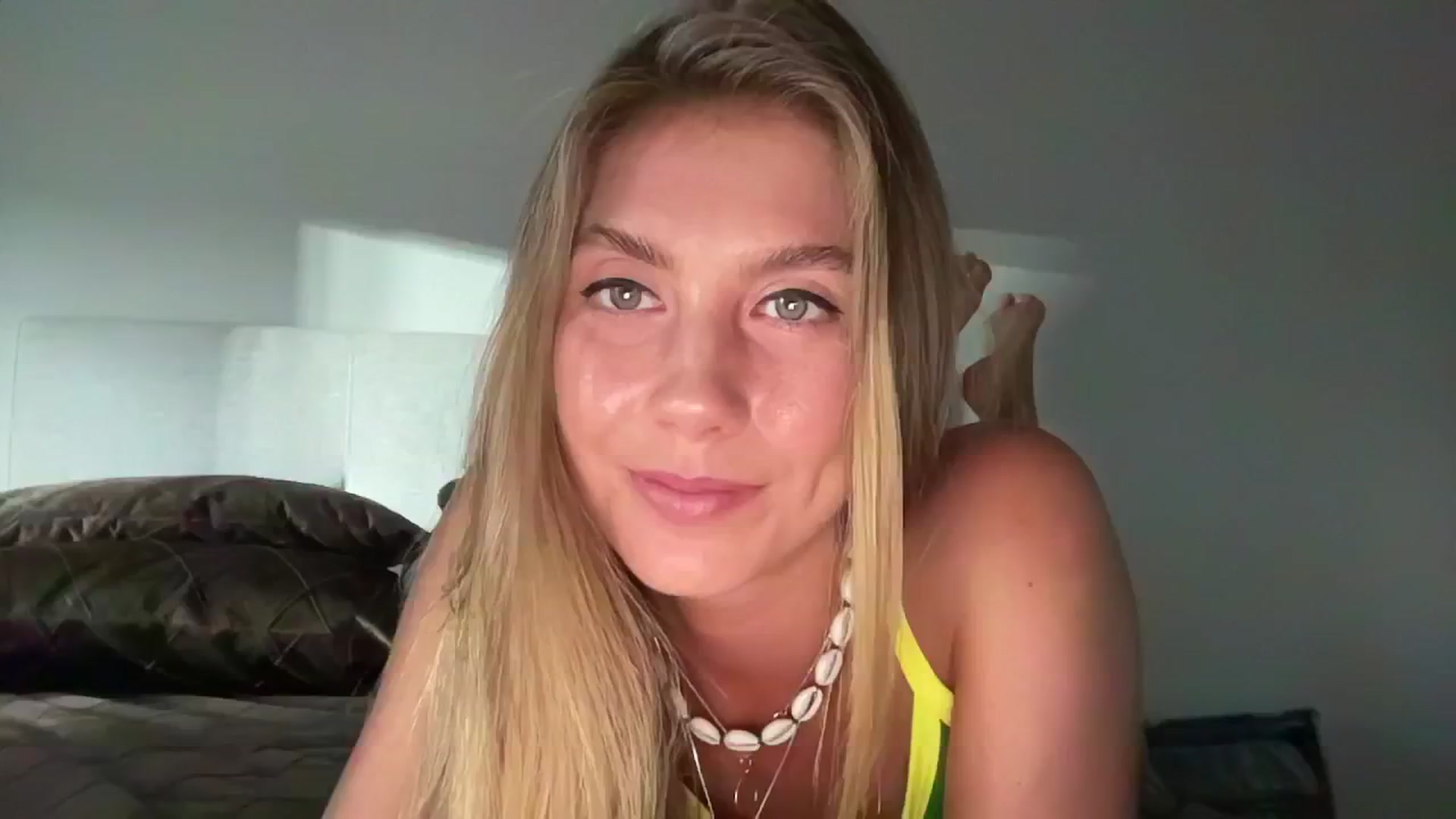 Gallery image thumbnail from SurfGirls's myfreecams stream on, 01/20/2025, 19:00 image 8 of 20