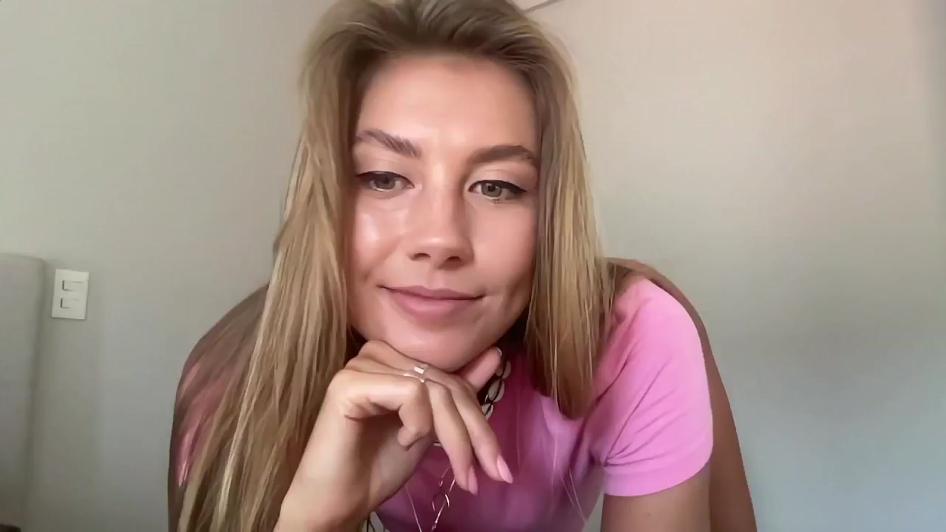 Gallery image thumbnail from SurfGirls's myfreecams stream on, 01/21/2025, 16:22 image 4 of 20