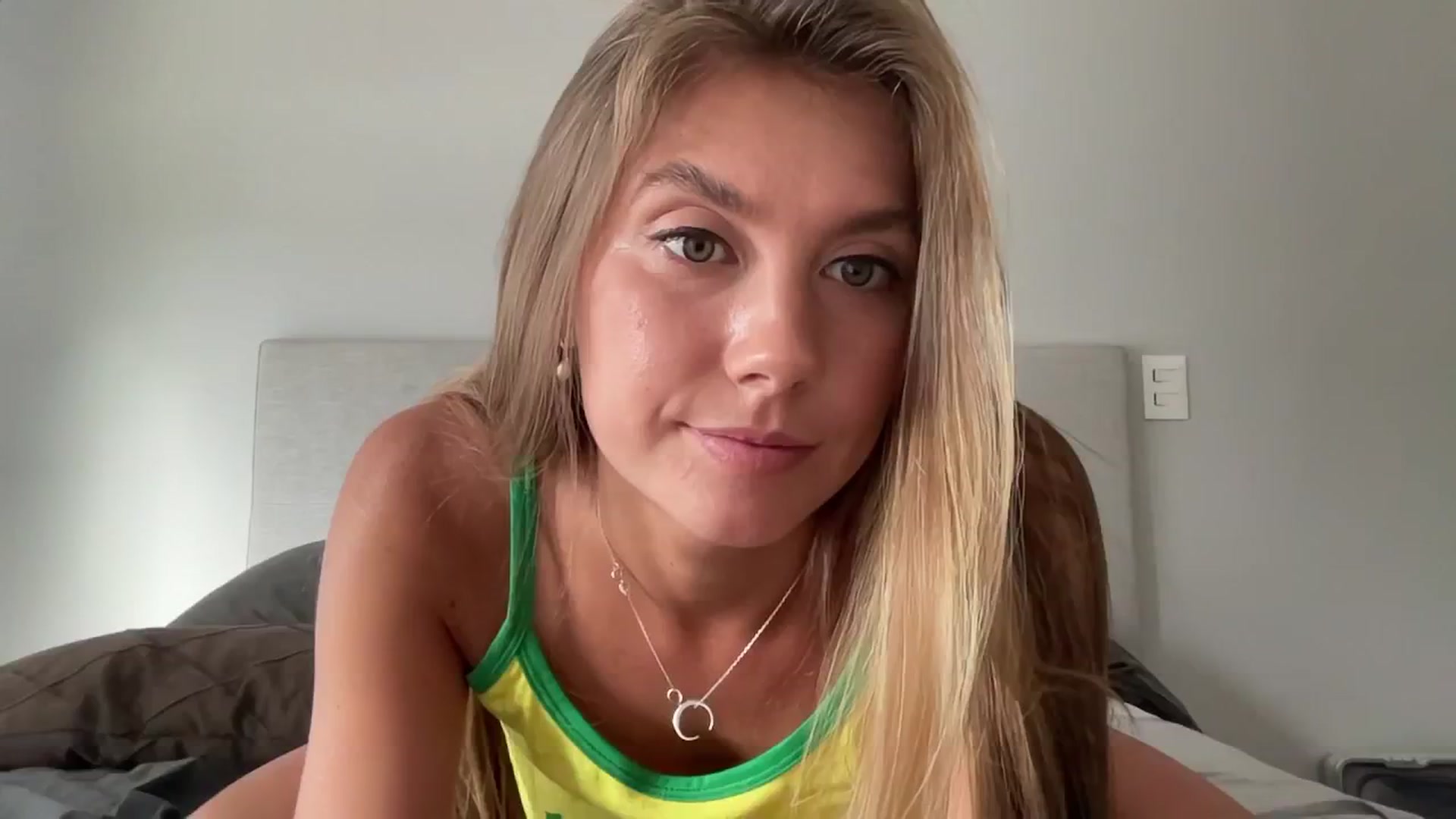 Gallery image thumbnail from SurfGirls's myfreecams stream on, 01/28/2025, 20:32 image 14 of 20