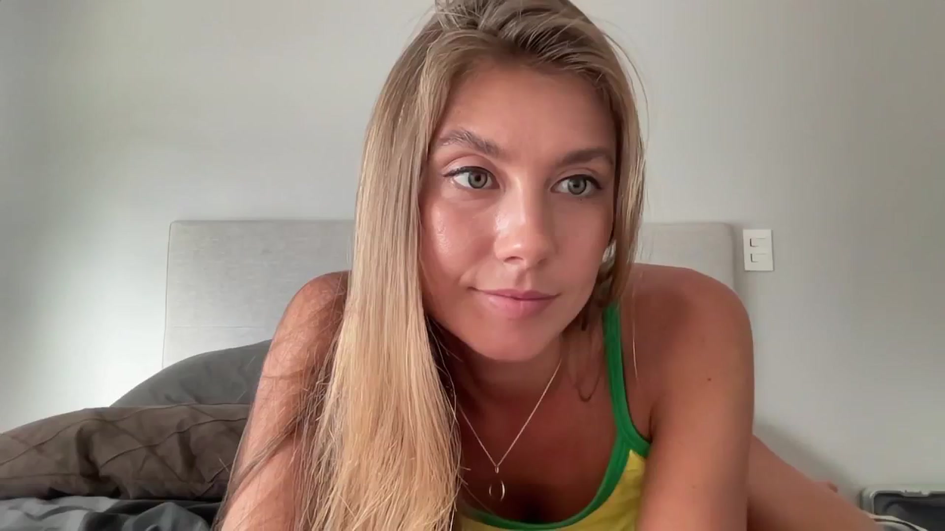 Gallery image thumbnail from SurfGirls's myfreecams stream on, 01/28/2025, 20:32 image 10 of 20