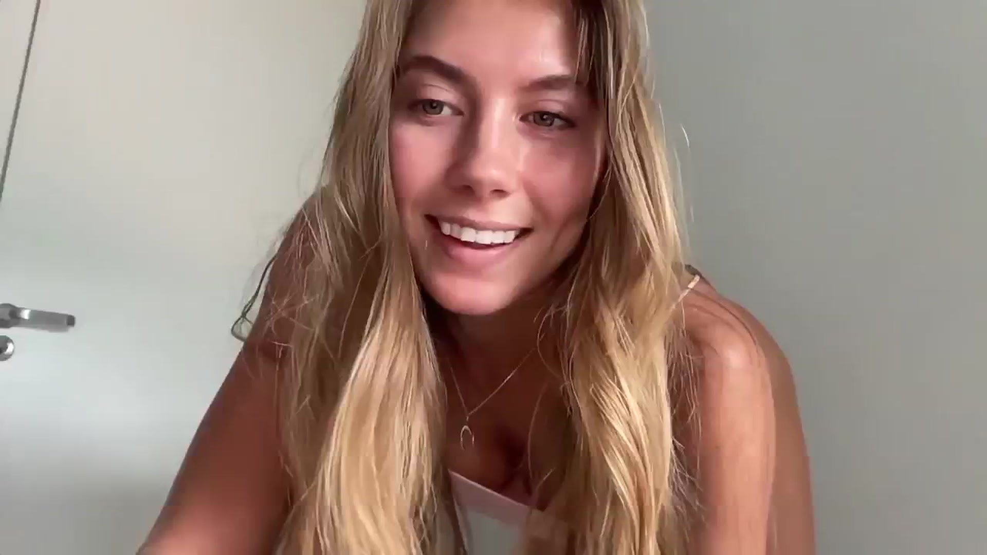 Gallery image thumbnail from SurfGirls's myfreecams stream on, 01/30/2025, 10:57 image 12 of 20