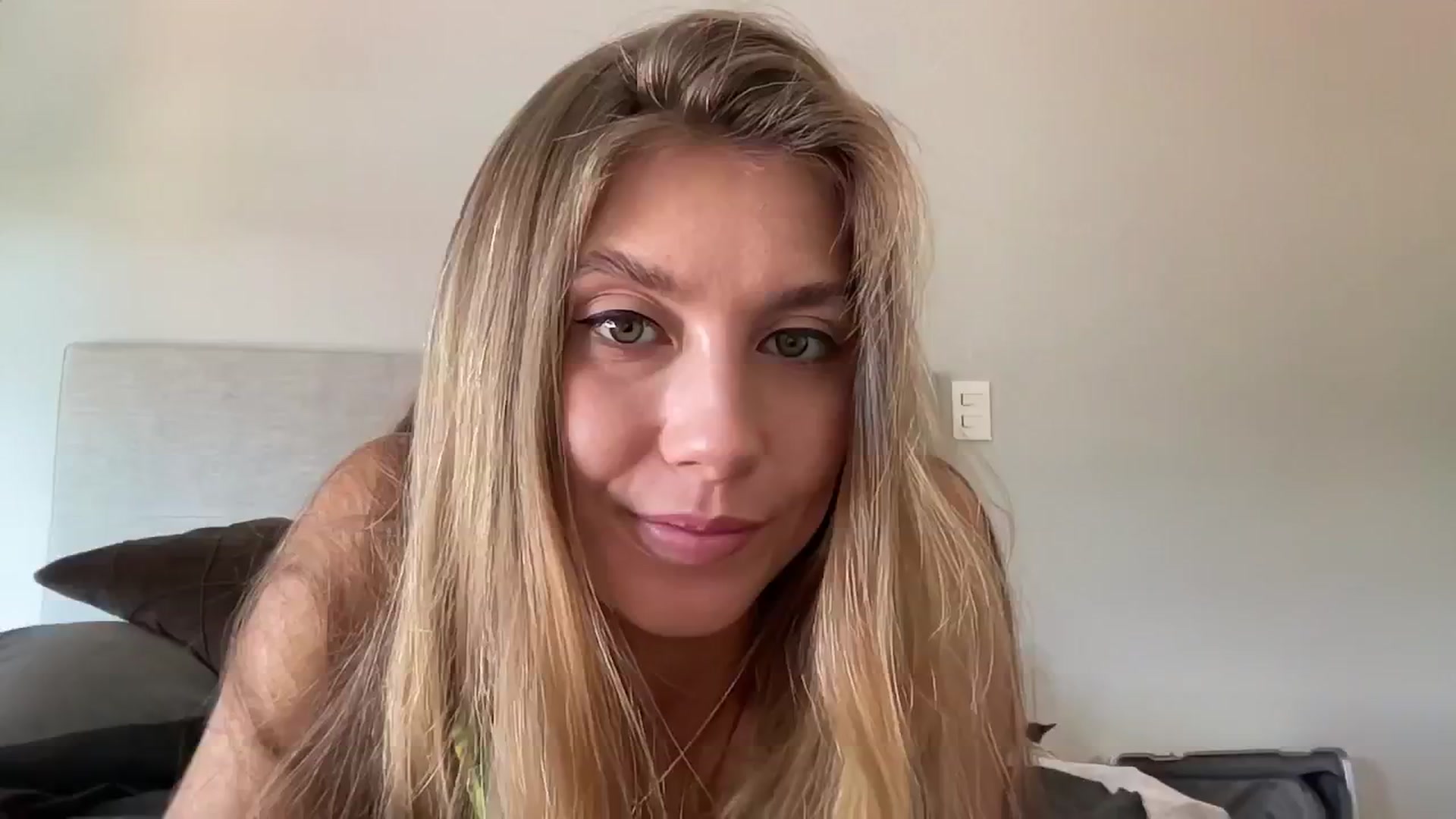 Gallery image thumbnail from SurfGirls's myfreecams stream on, 01/31/2025, 14:39 image 17 of 20