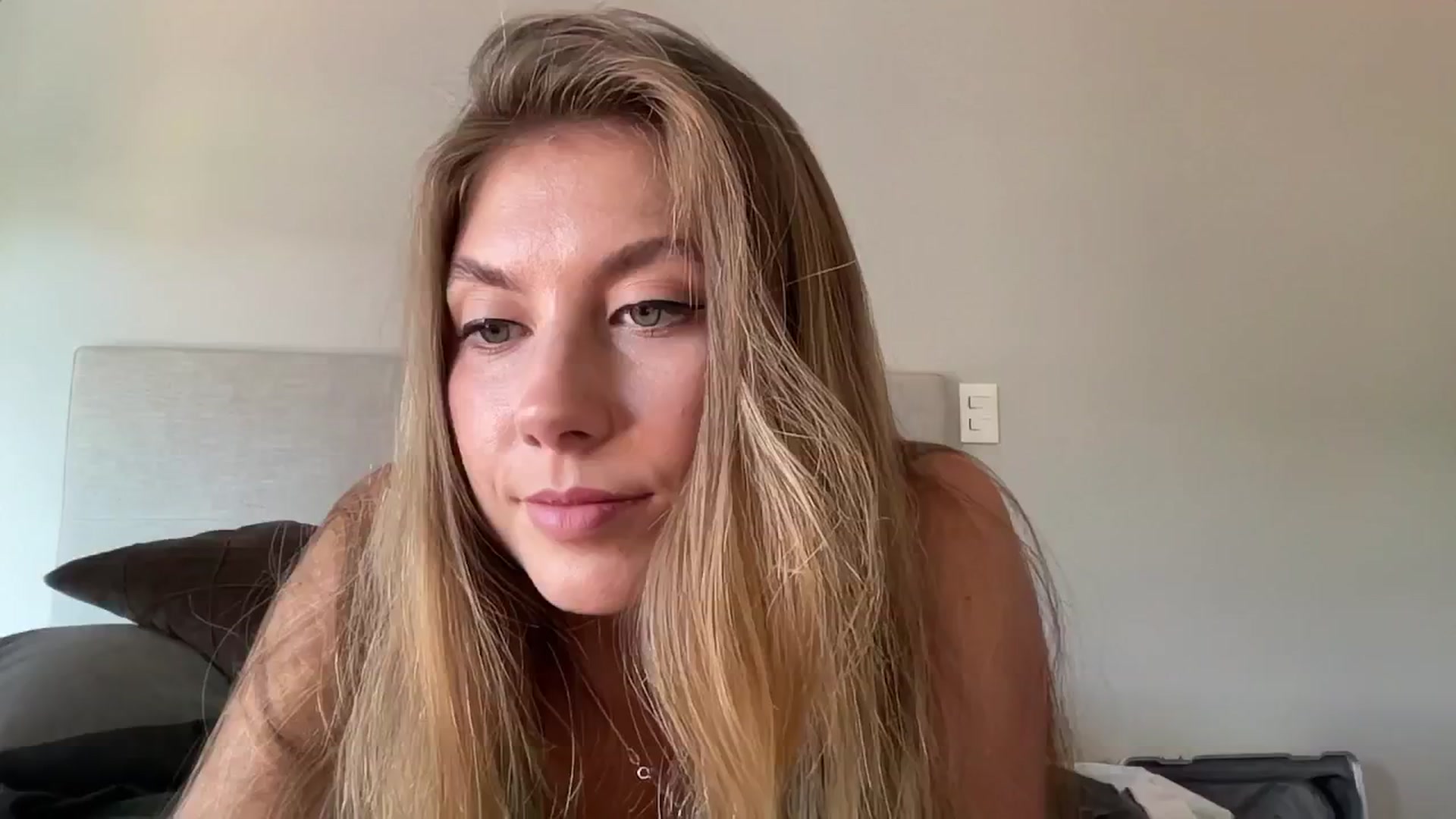 Gallery image thumbnail from SurfGirls's myfreecams stream on, 01/31/2025, 14:39 image 13 of 20