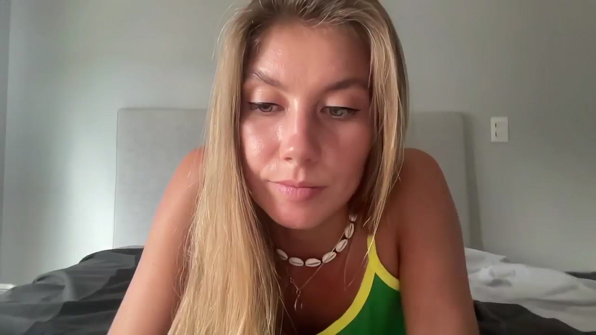 Gallery image thumbnail from SurfGirls's myfreecams stream on, 02/03/2025, 18:16 image 2 of 20