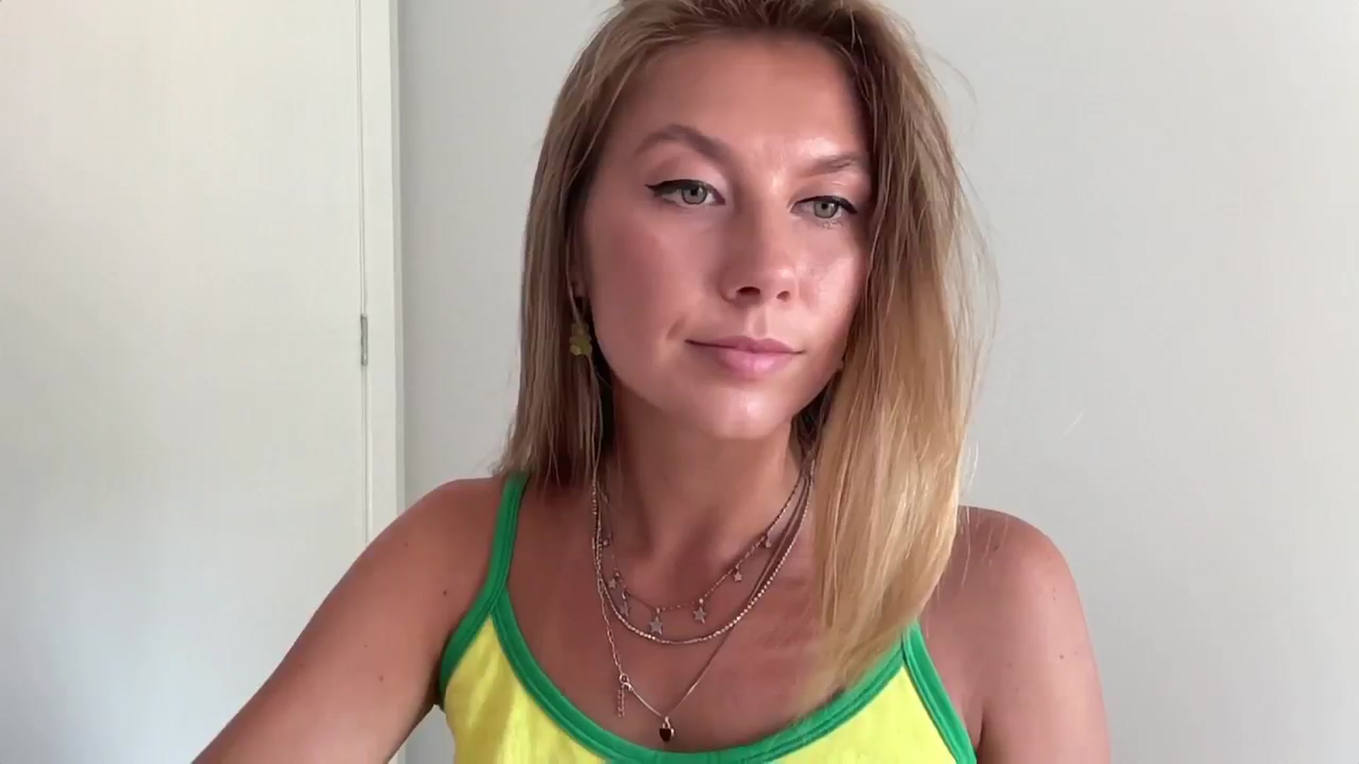 Gallery image thumbnail from SurfGirls's myfreecams stream on, 02/26/2025, 18:02 image 16 of 20