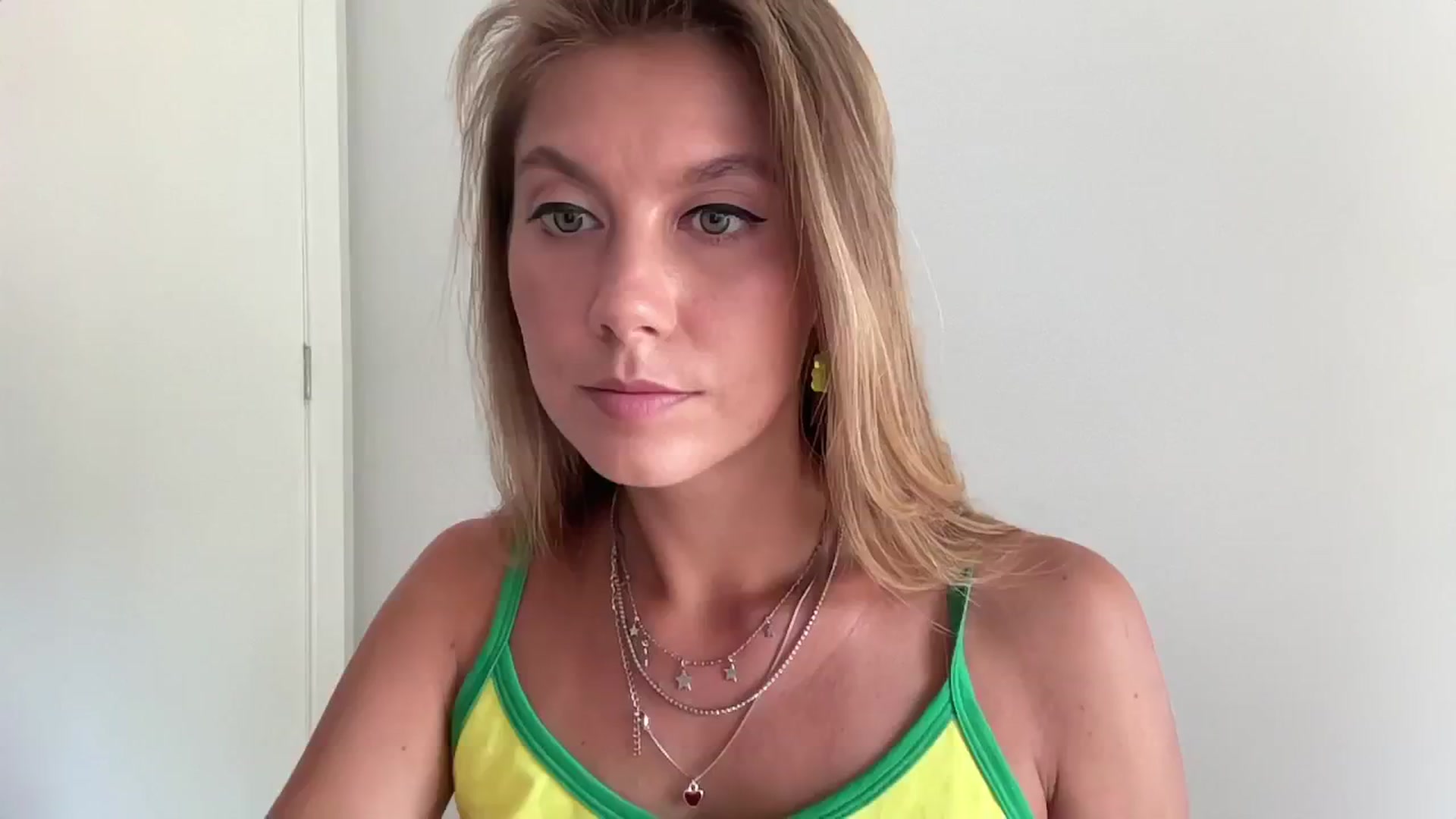 Gallery image thumbnail from SurfGirls's myfreecams stream on, 02/26/2025, 18:02 image 1 of 20
