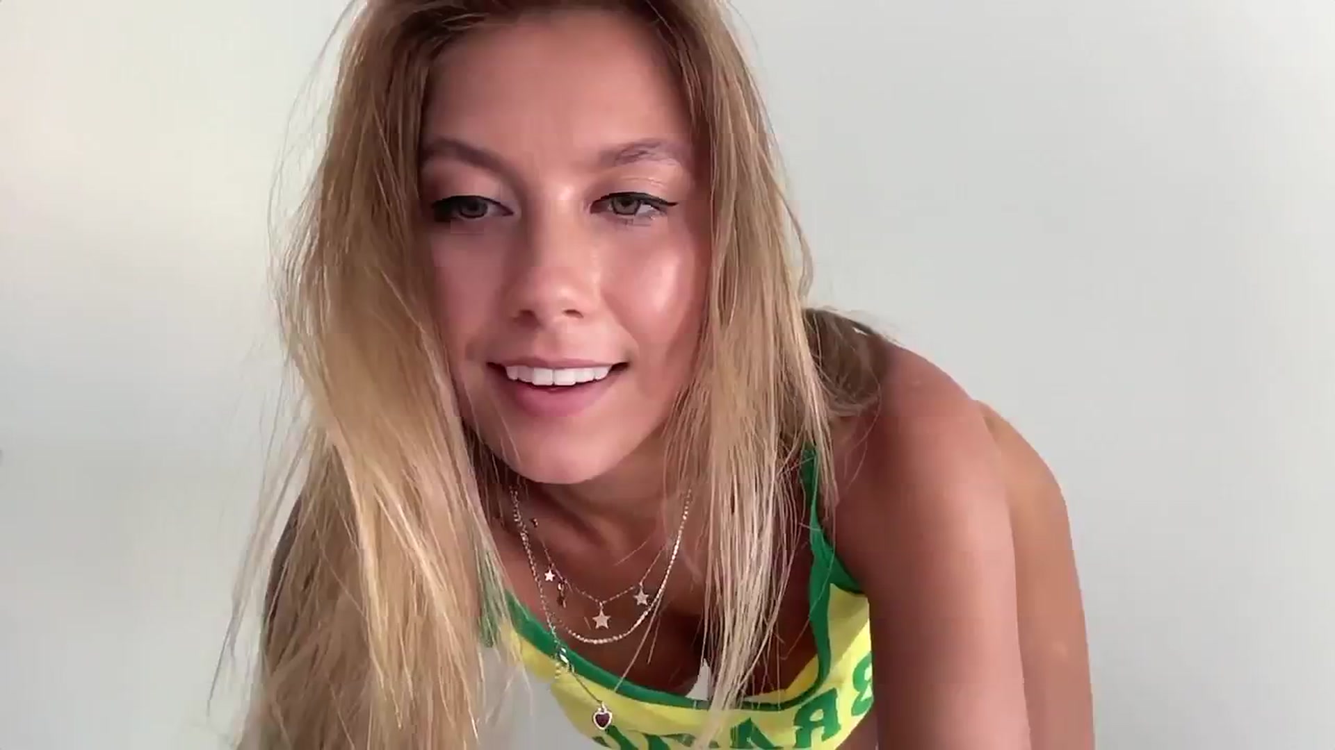 Gallery image thumbnail from SurfGirls's myfreecams stream on, 02/26/2025, 18:02 image 10 of 20
