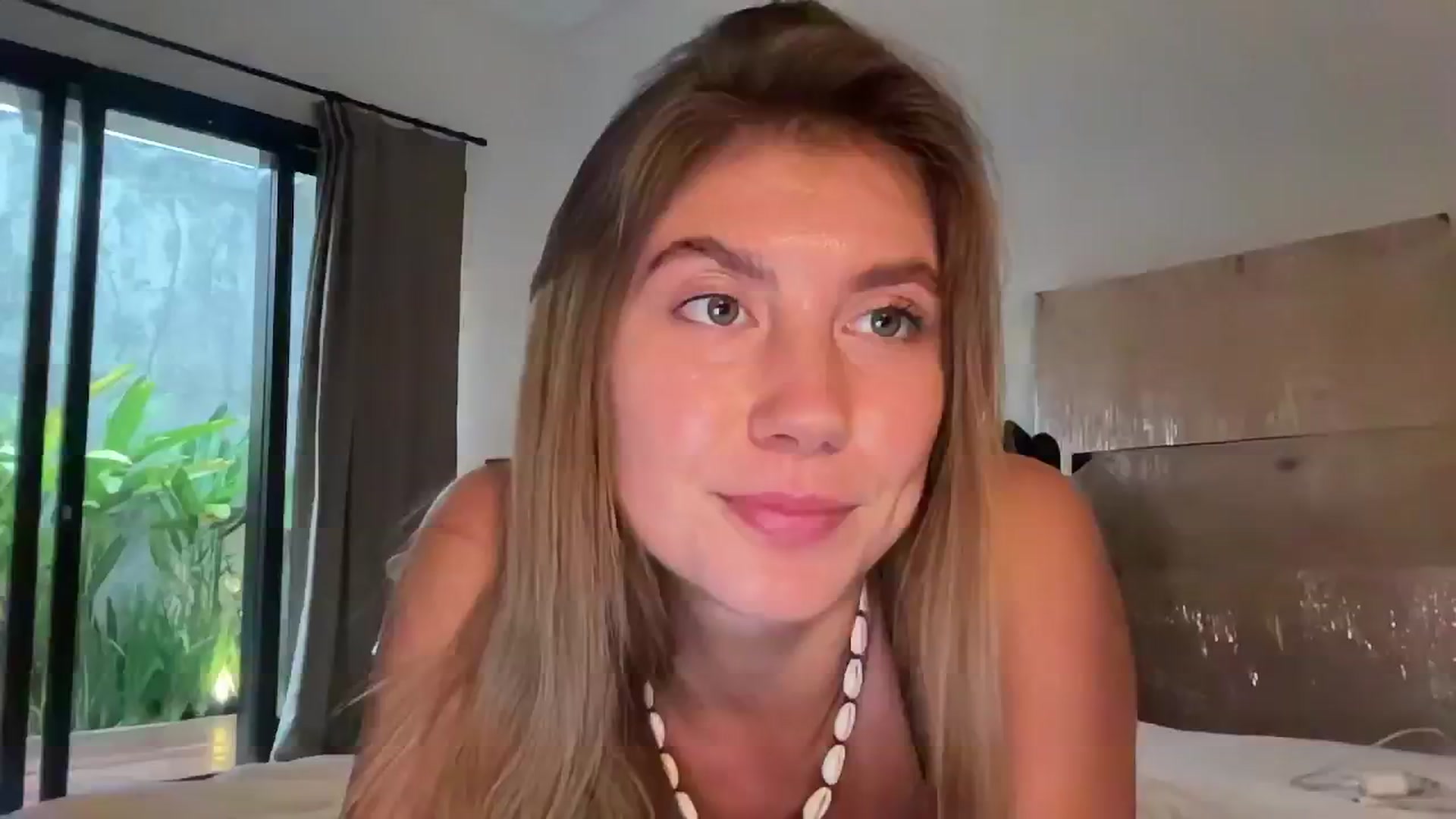 Gallery image thumbnail from SurfGirls's myfreecams stream on, 03/20/2025, 10:30 image 1 of 20