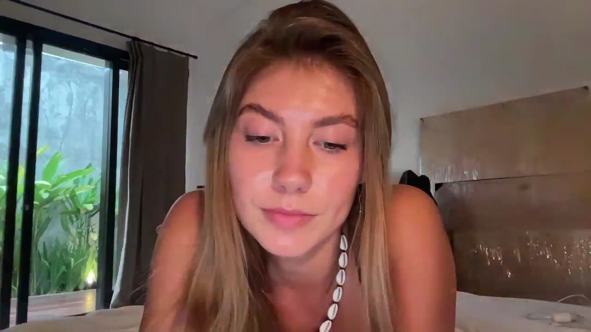 Gallery image thumbnail from SurfGirls's myfreecams stream on, 03/20/2025, 10:30 image 3 of 20