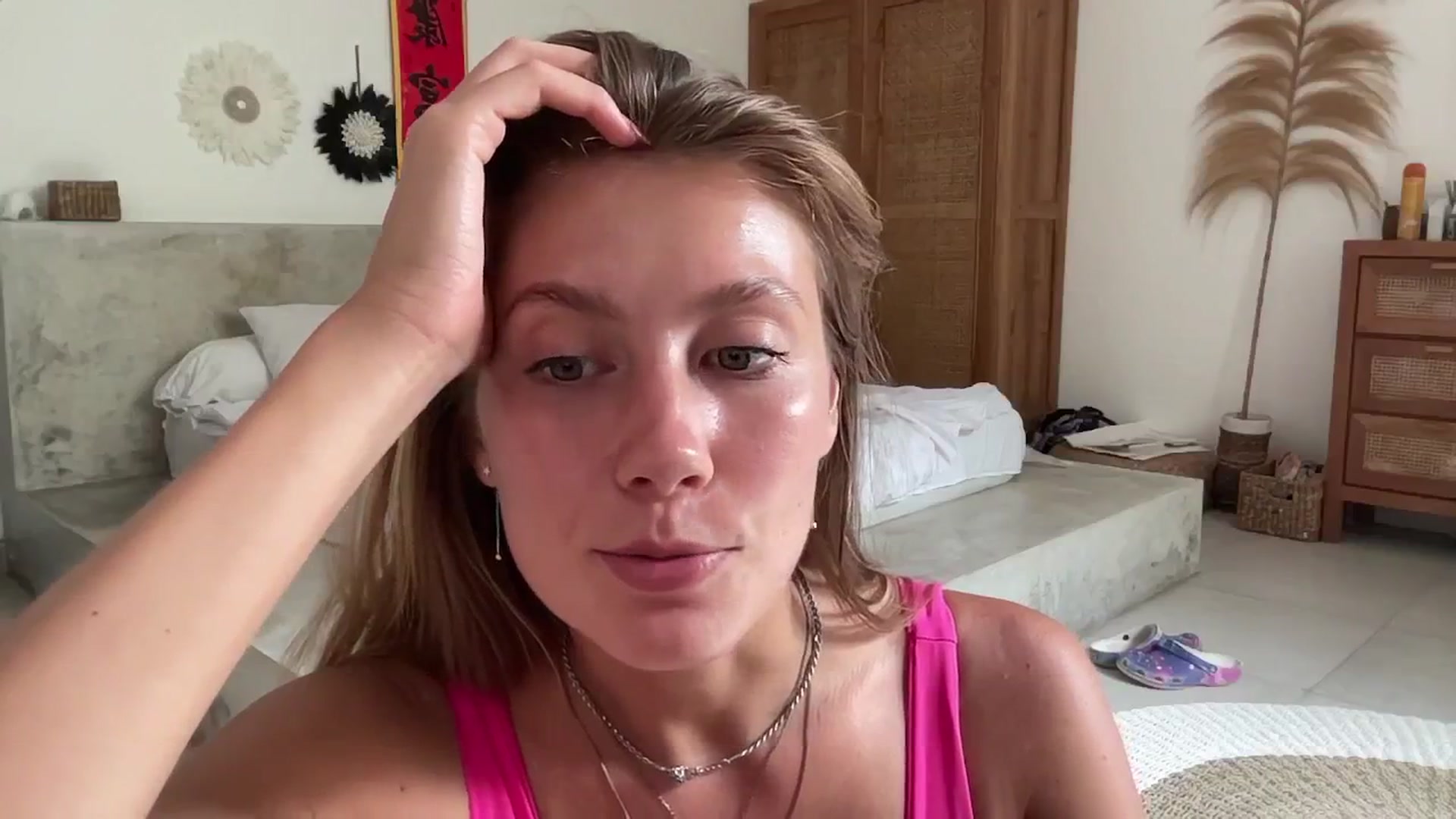 Gallery image thumbnail from SurfGirls's myfreecams stream on, 03/28/2025, 07:37 image 11 of 20