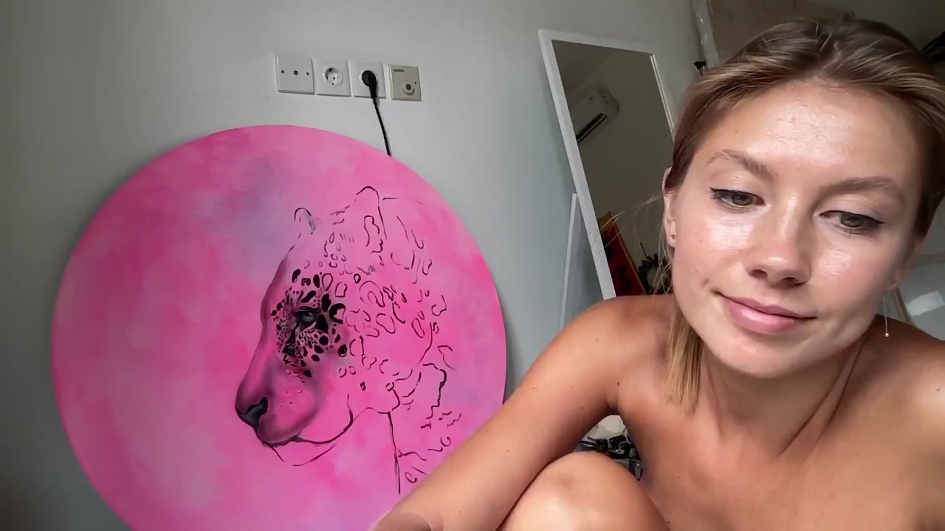 Gallery image thumbnail from SurfGirls's myfreecams stream on, 04/10/2025, 06:33 image 3 of 20
