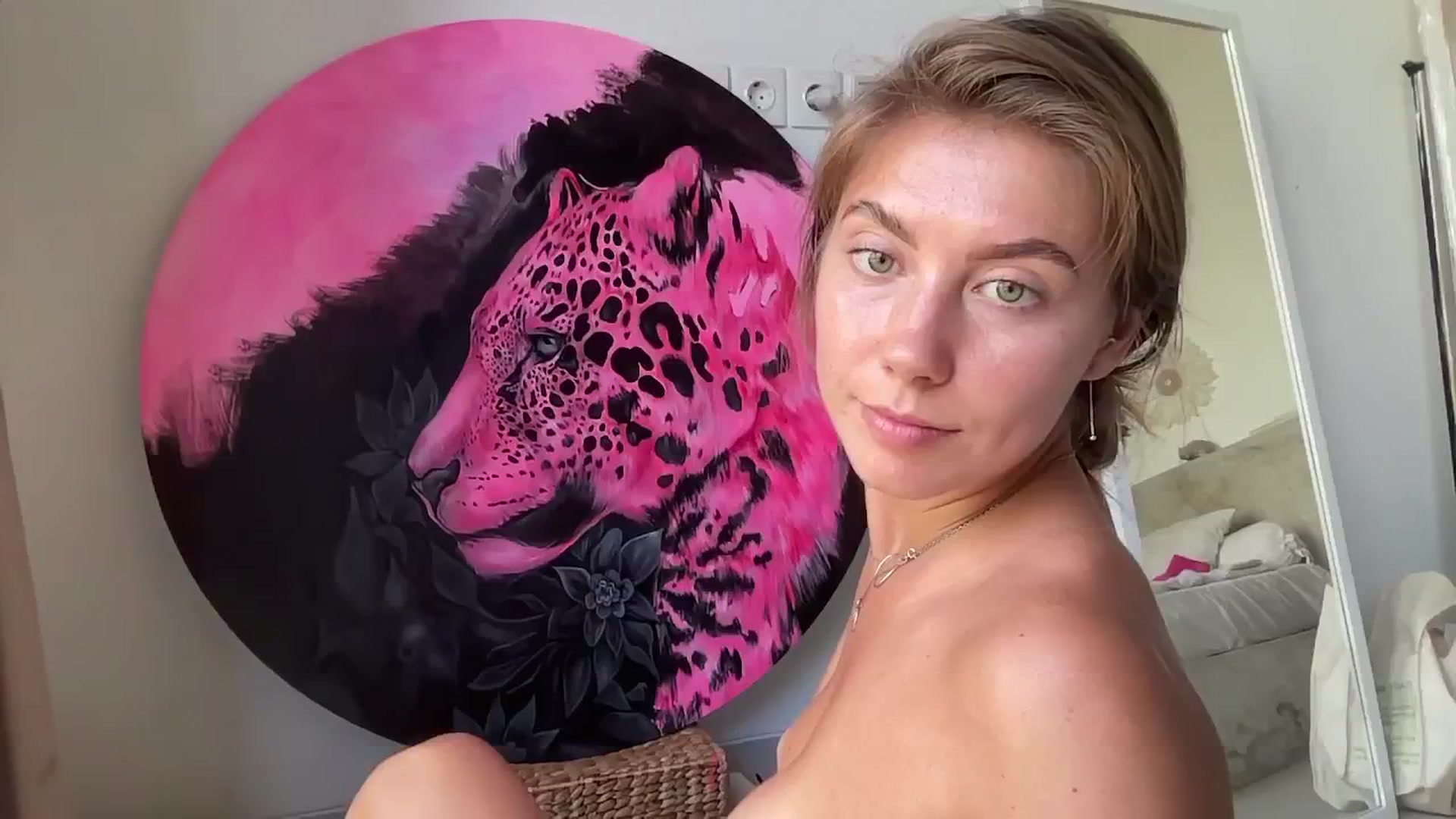 Gallery image thumbnail from SurfGirls's myfreecams stream on, 04/20/2025, 04:46 image 6 of 20