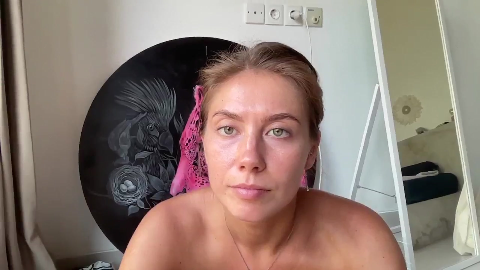 Gallery image thumbnail from SurfGirls's myfreecams stream on, 04/25/2025, 05:39 image 18 of 20