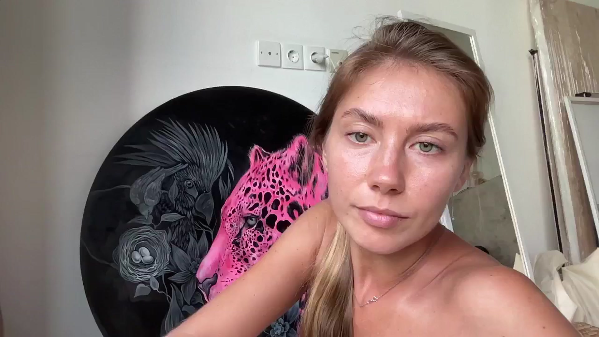 Gallery image thumbnail from SurfGirls's myfreecams stream on, 04/27/2025, 02:08 image 11 of 20