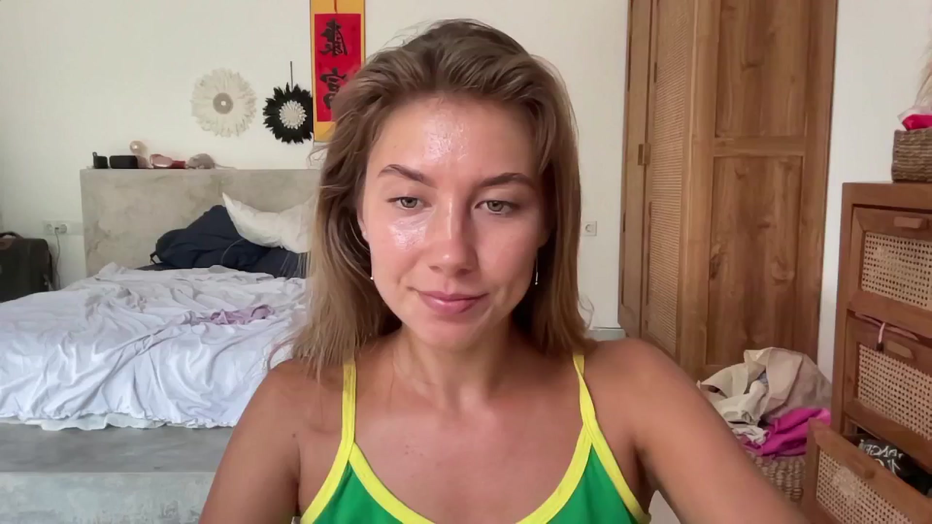 Gallery image thumbnail from SurfGirls's myfreecams stream on, 05/02/2025, 07:13 image 3 of 20