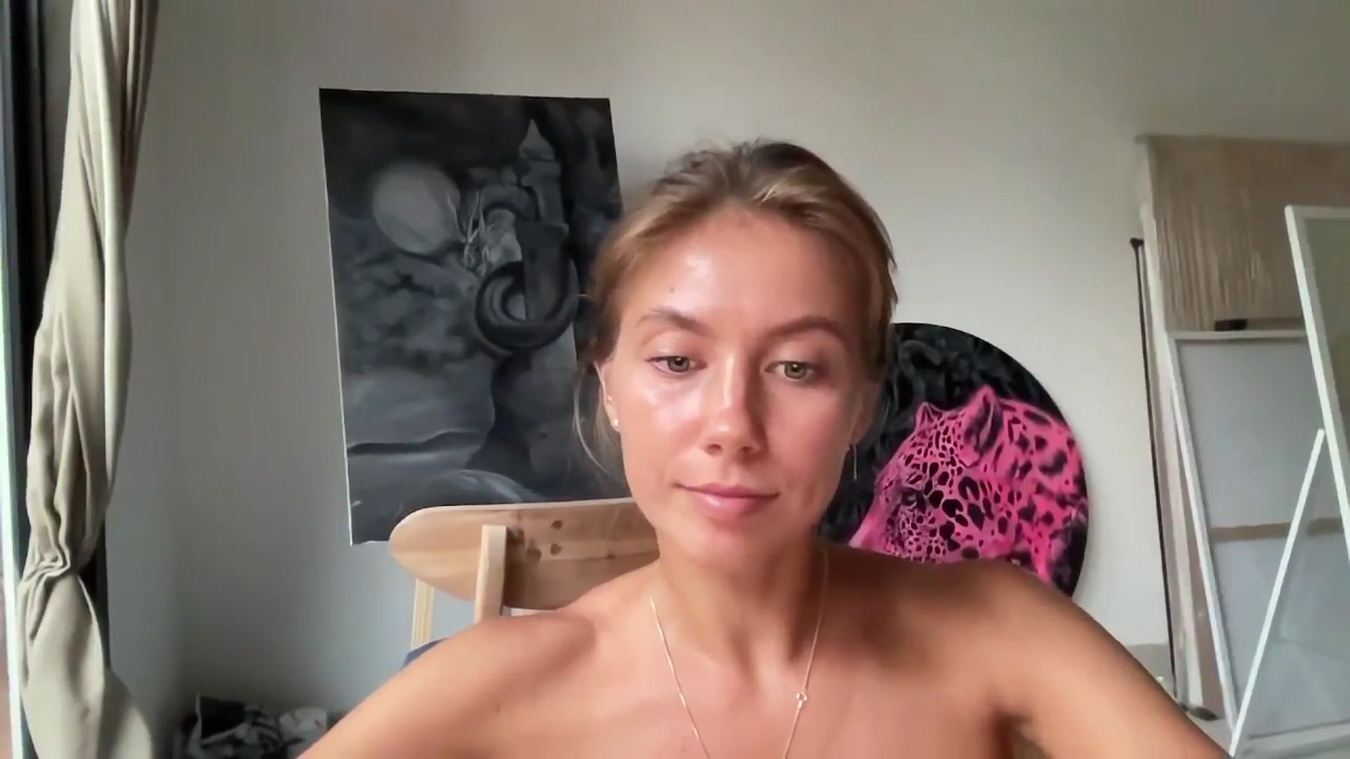 Gallery image thumbnail from SurfGirls's myfreecams stream on, 05/06/2025, 09:41 image 9 of 20