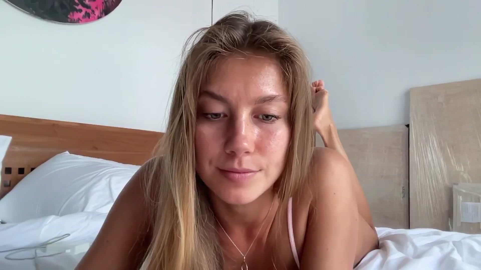 Gallery image thumbnail from SurfGirls's myfreecams stream on, 05/17/2025, 08:15 image 4 of 20