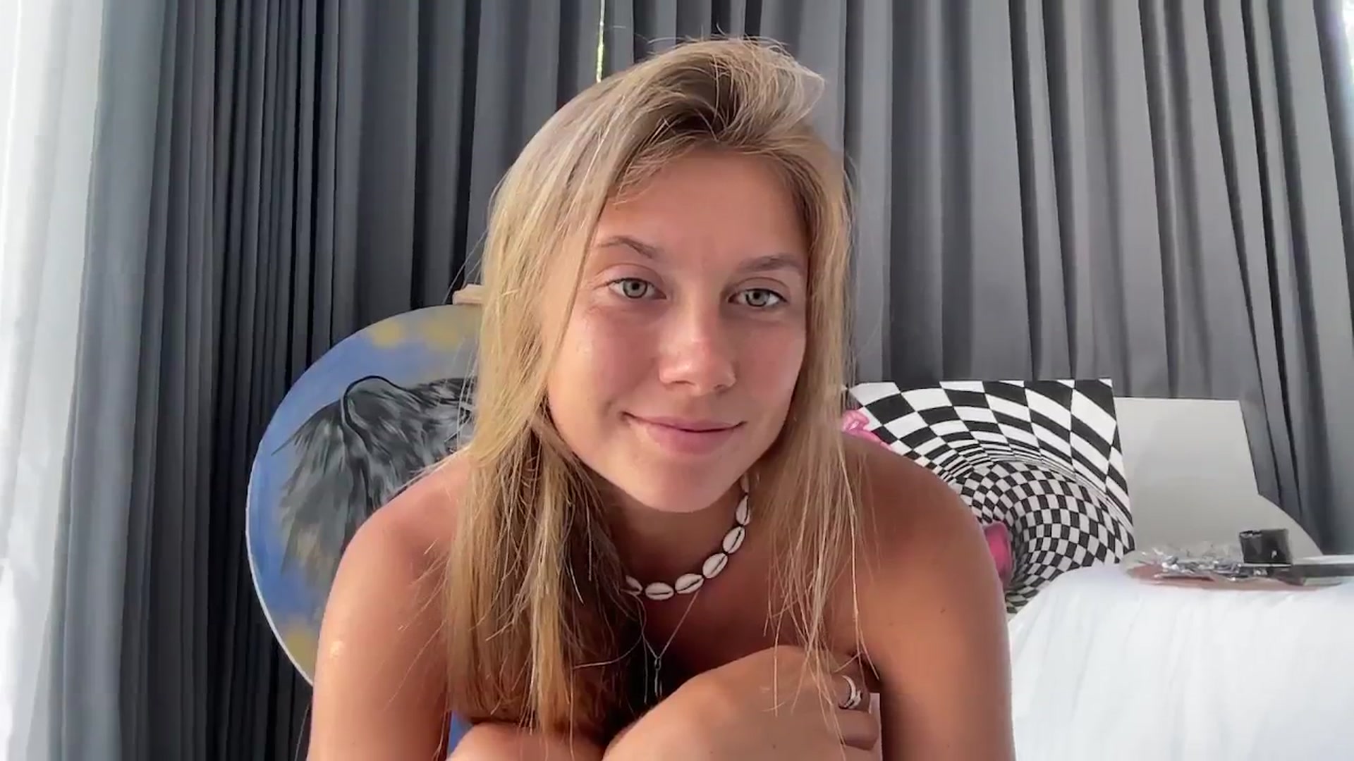 Gallery image thumbnail from SurfGirls's myfreecams stream on, 06/05/2025, 05:39 image 6 of 20
