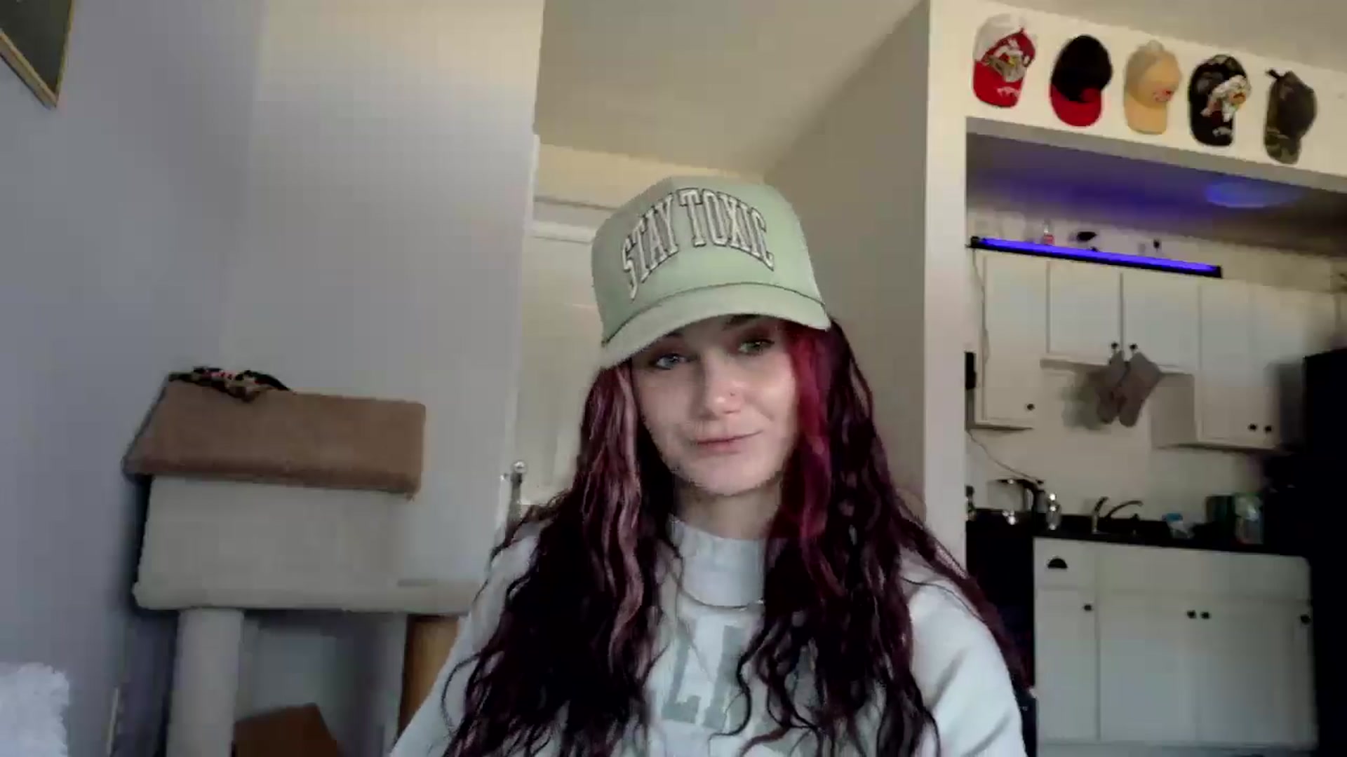 Gallery image thumbnail from SurfSlut's myfreecams stream on, 01/07/2025, 16:01 image 8 of 20